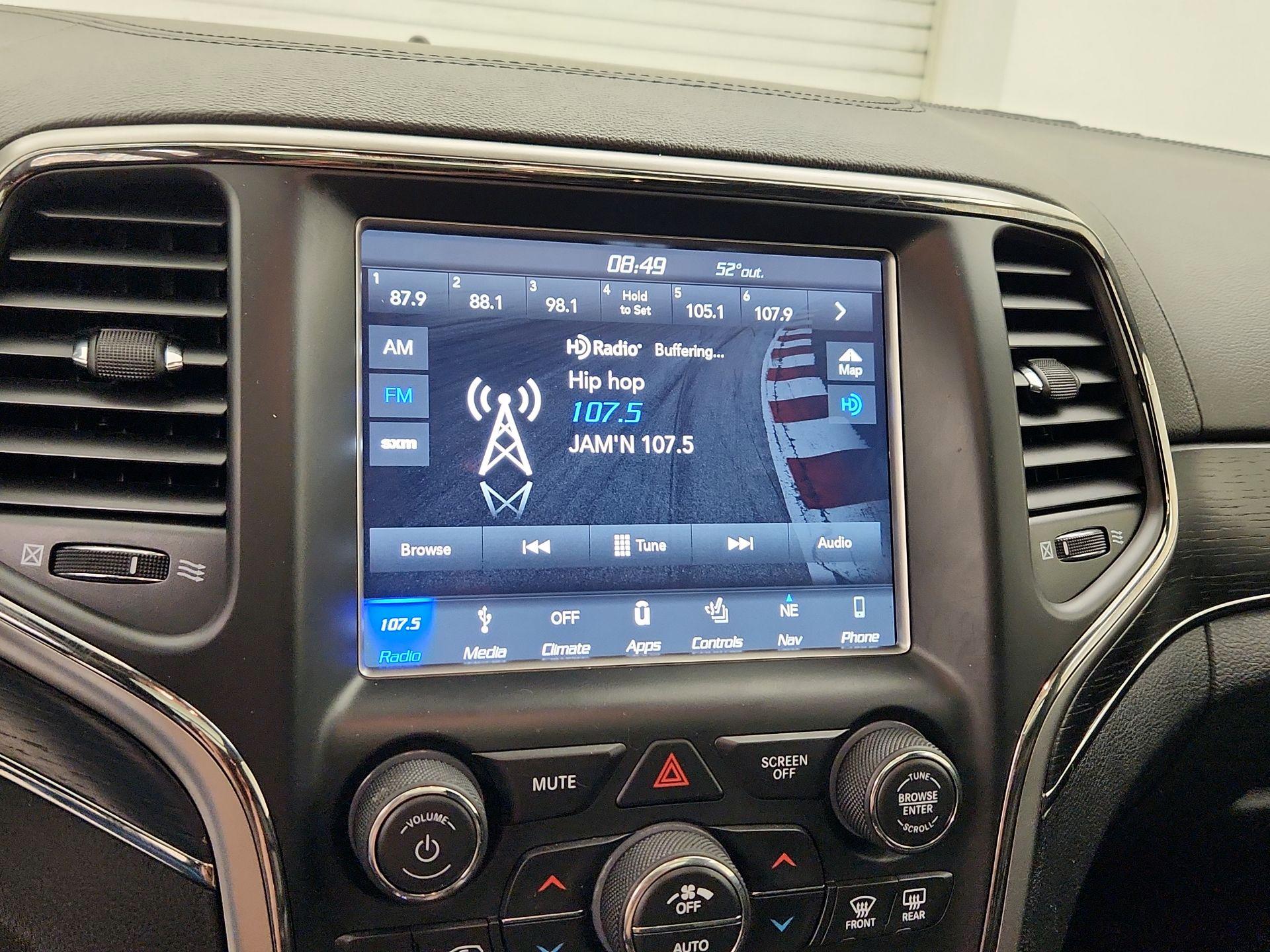 Thumbnail: 2018 Jeep Grand Cherokee - 16