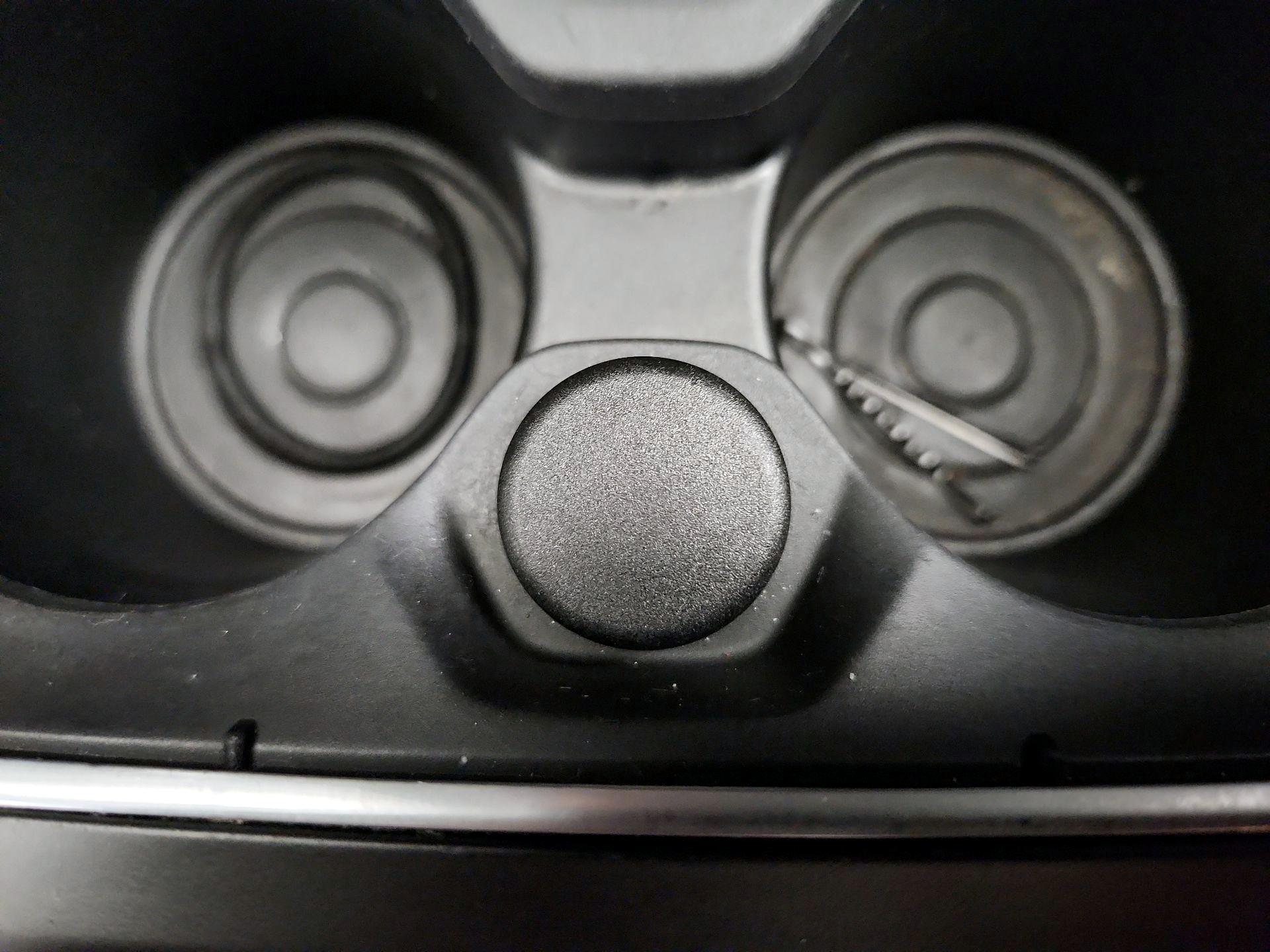 Thumbnail: 2018 BMW 3 Series - 18