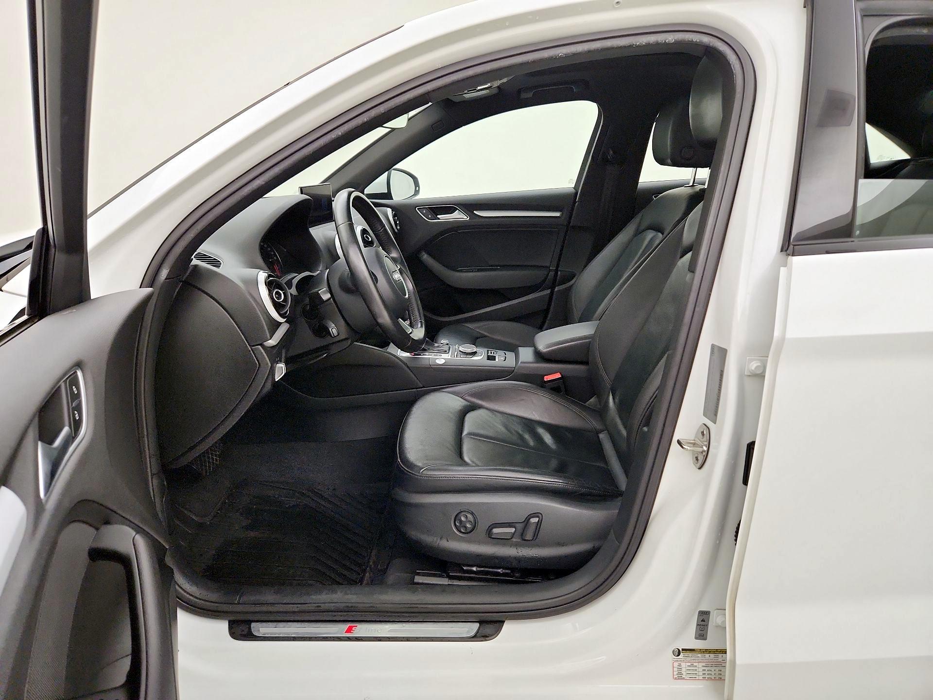 Thumbnail: 2016 Audi A3 - 11