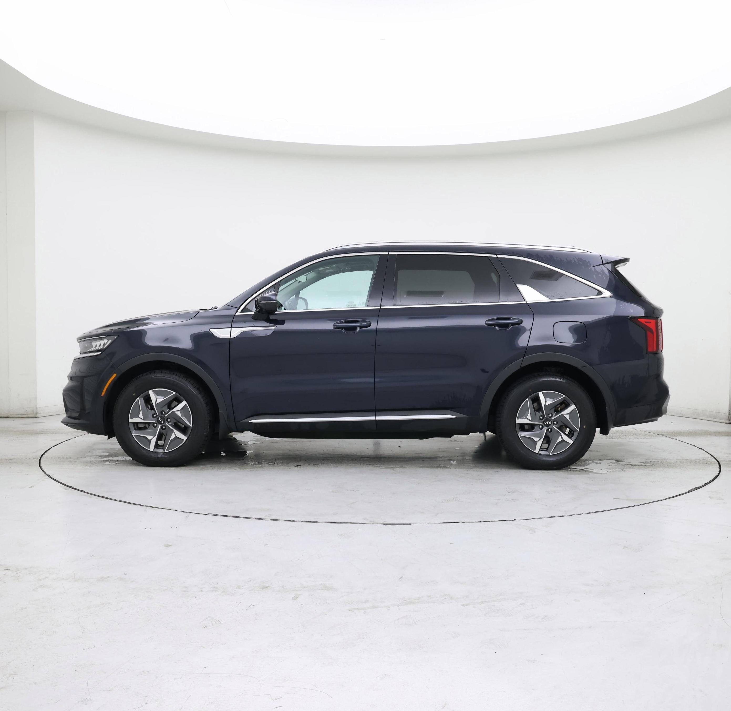 Thumbnail: 2021 Kia Sorento - 3