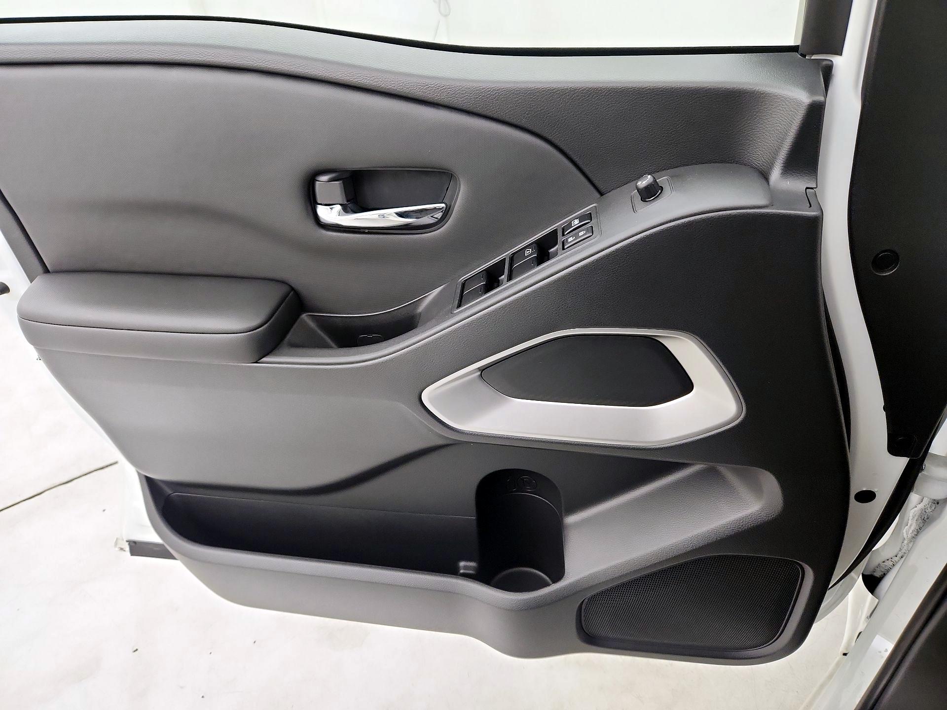 Thumbnail: 2024 Nissan Frontier - 12