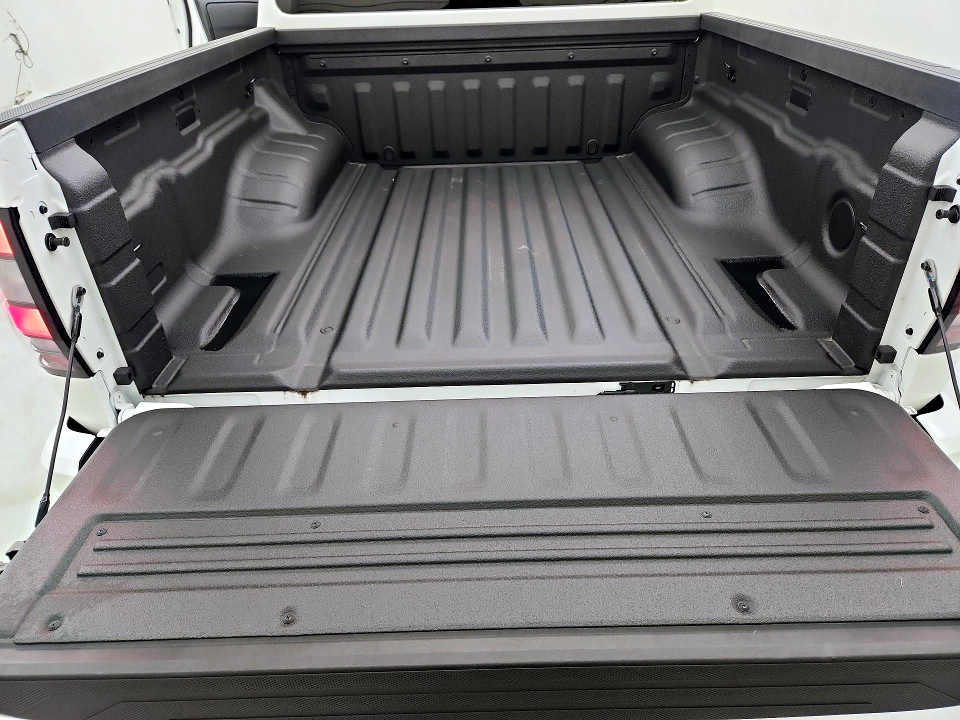 Thumbnail: 2024 Nissan Frontier - 20