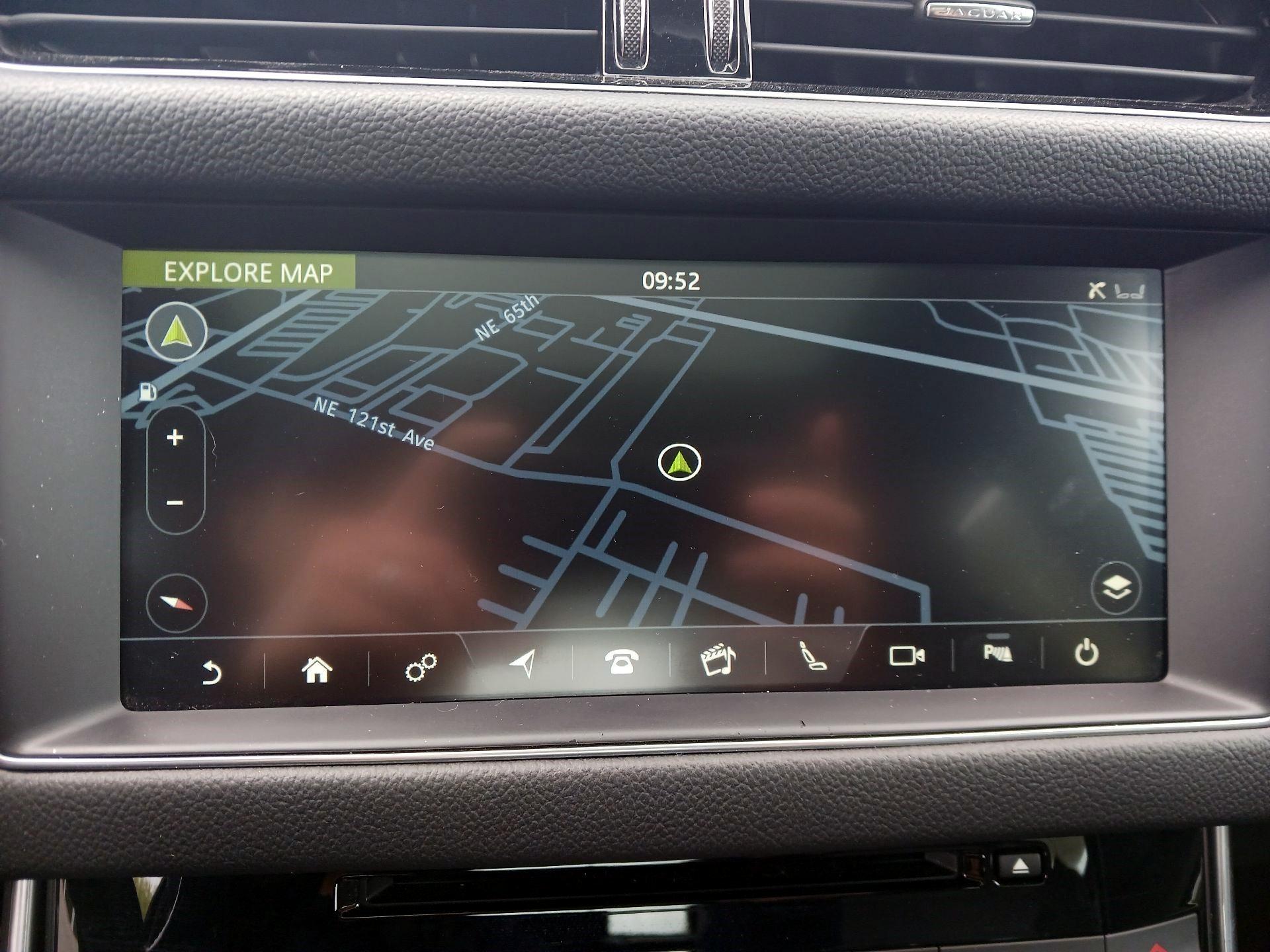 Thumbnail: 2017 Jaguar XF - 12