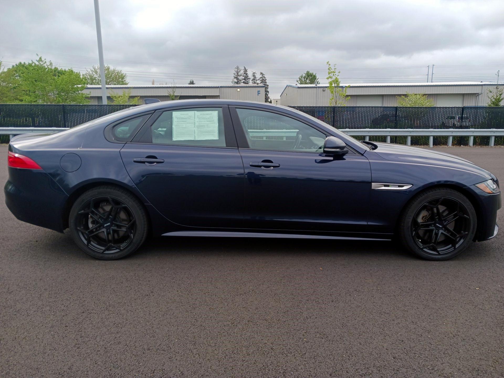 Thumbnail: 2017 Jaguar XF - 4