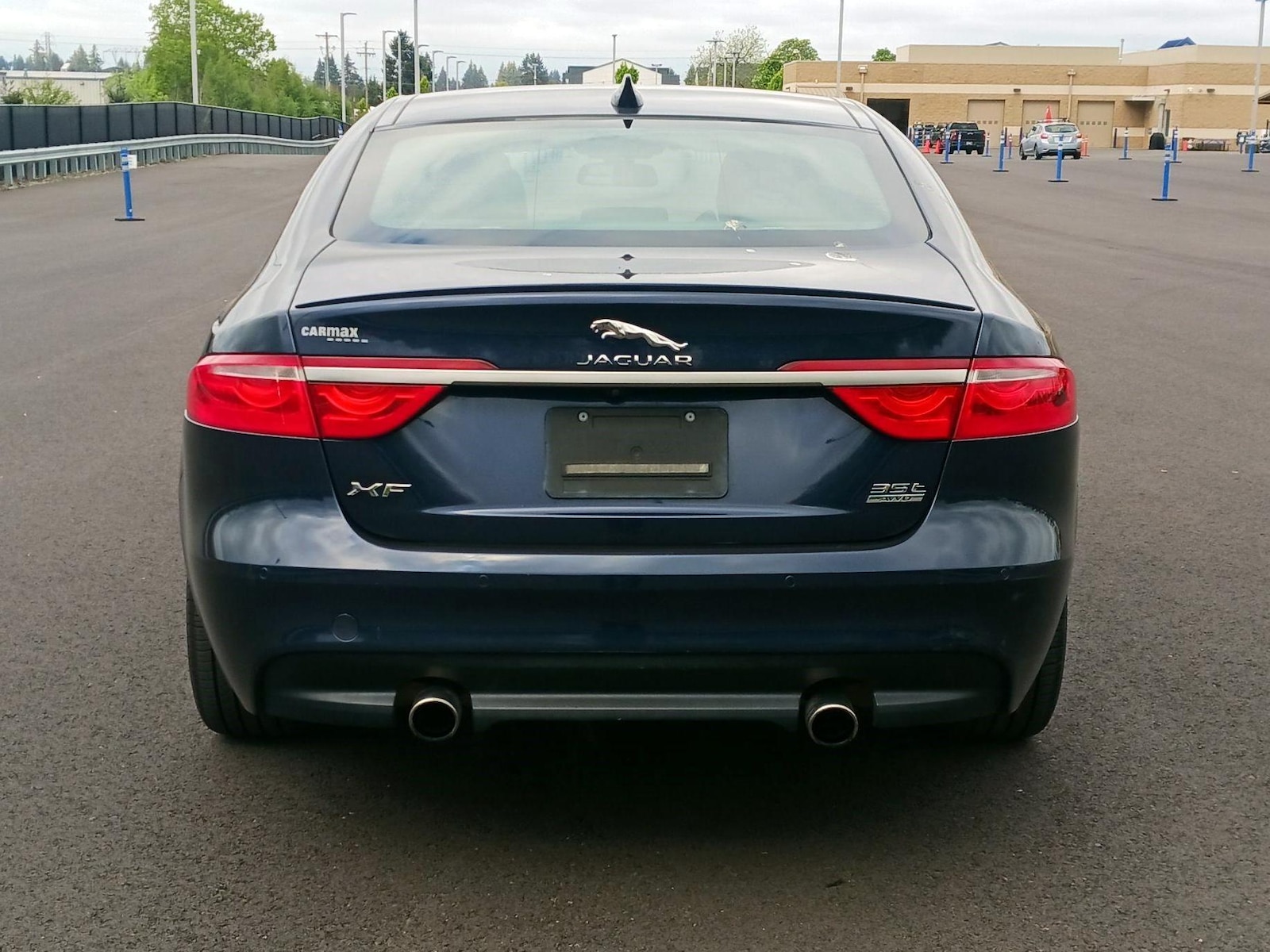 2017 Jaguar XF R-Sport - Photo 7