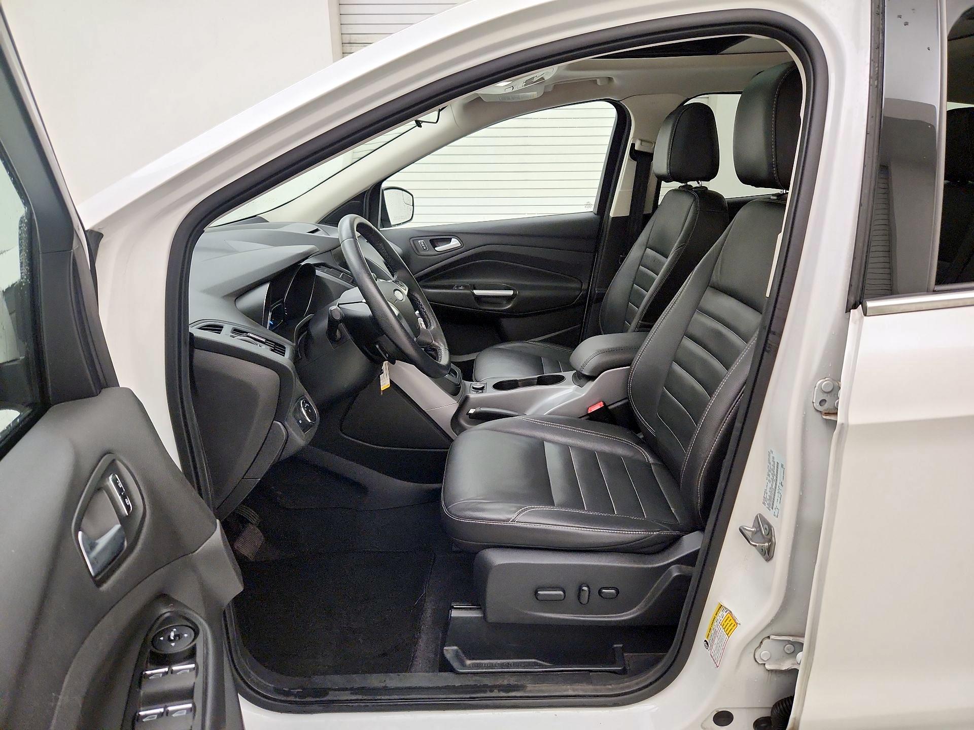 Thumbnail: 2015 Ford Escape - 11