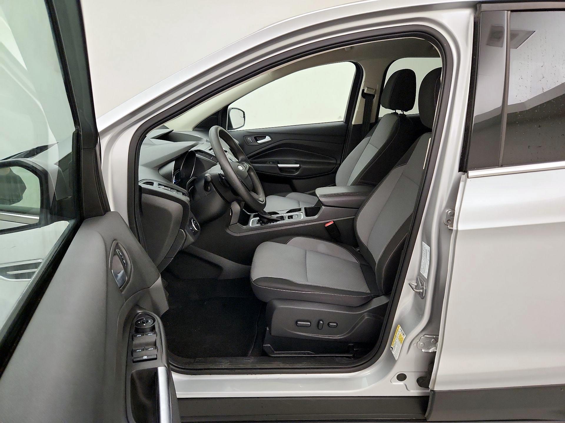 Thumbnail: 2017 Ford Escape - 11