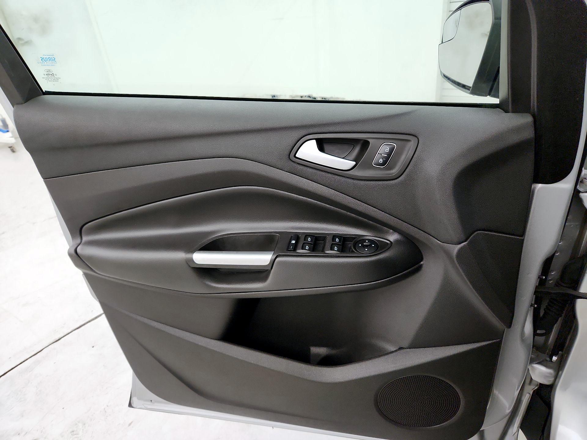 Thumbnail: 2017 Ford Escape - 12