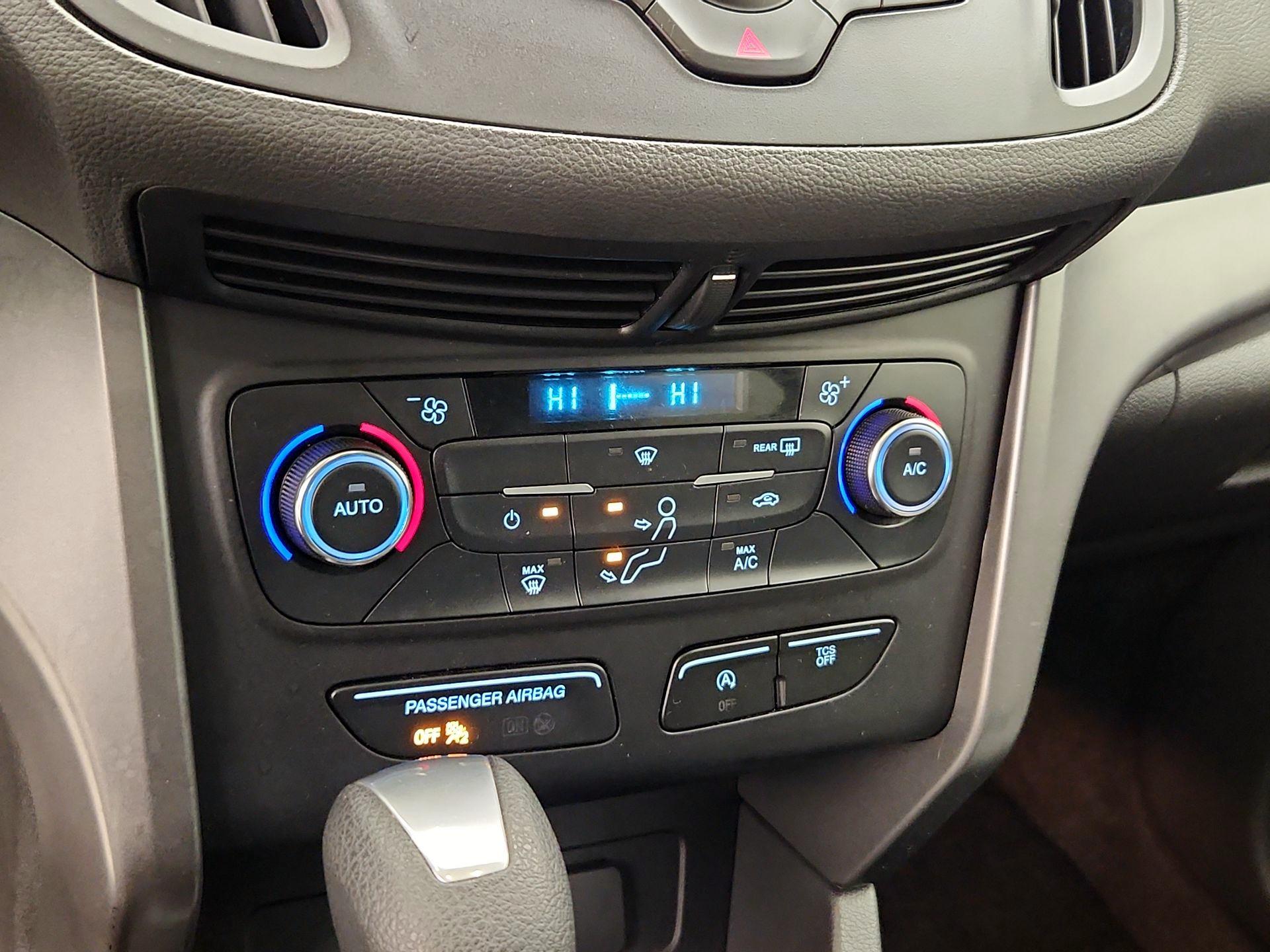 Thumbnail: 2017 Ford Escape - 16