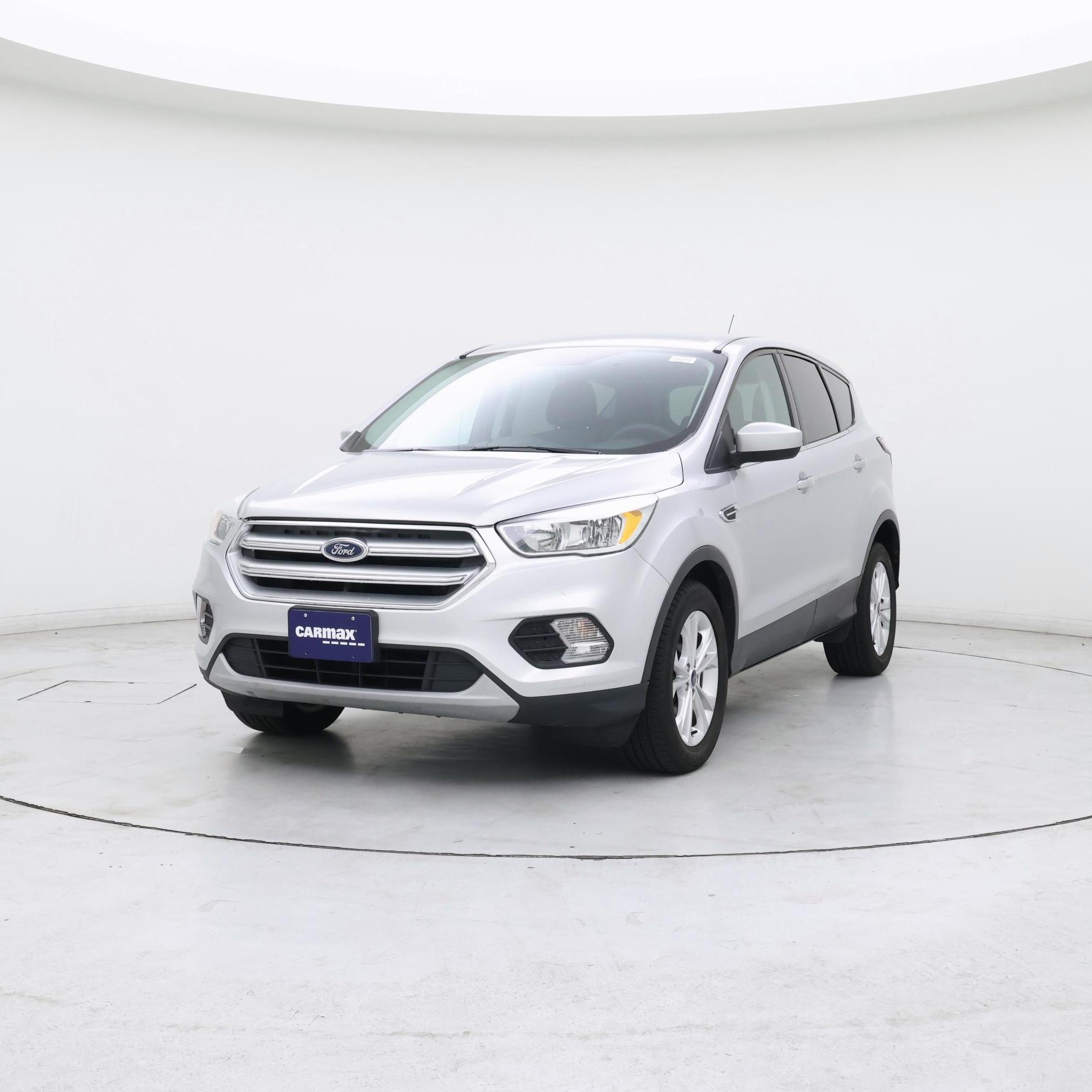 Thumbnail: 2017 Ford Escape - 4