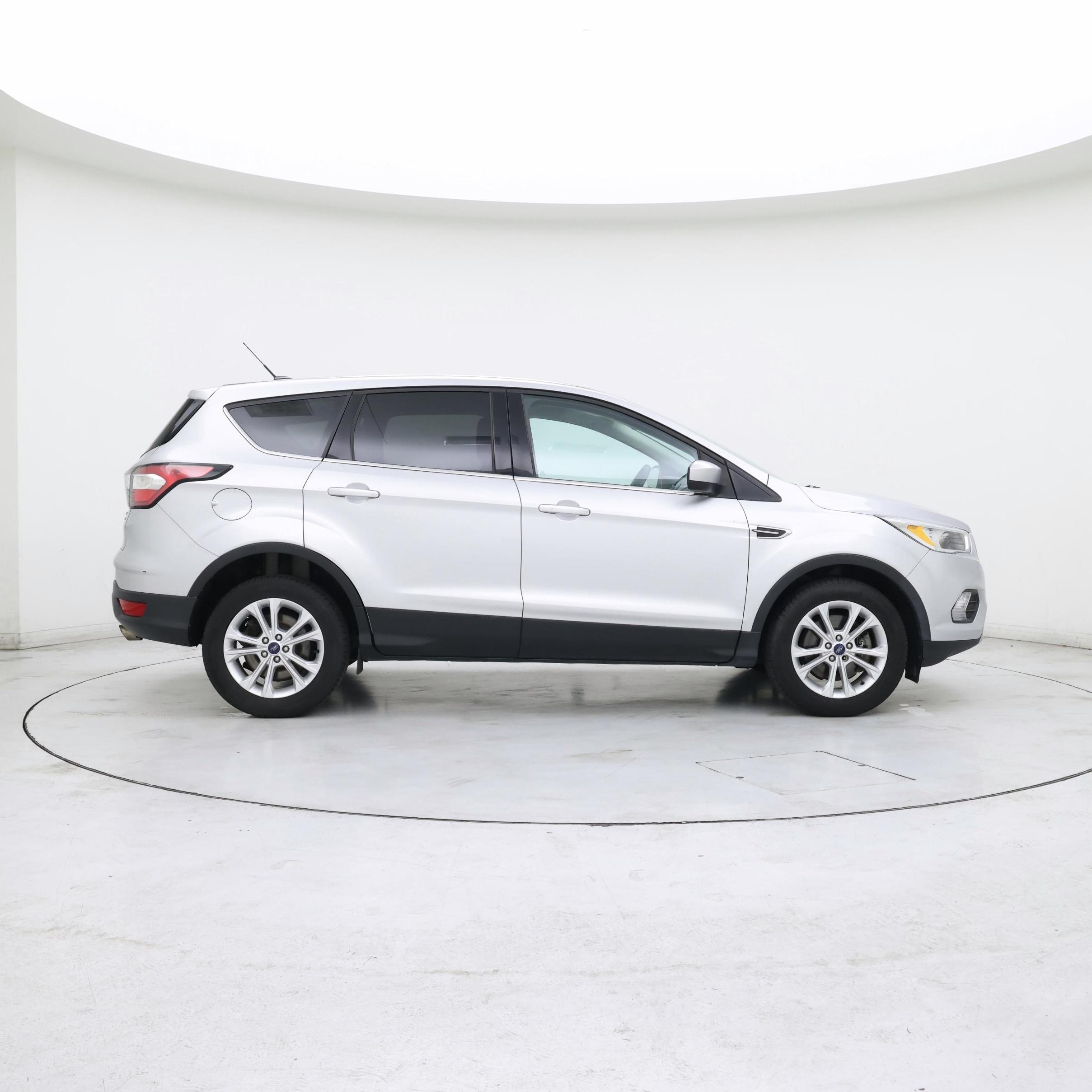 Thumbnail: 2017 Ford Escape - 7