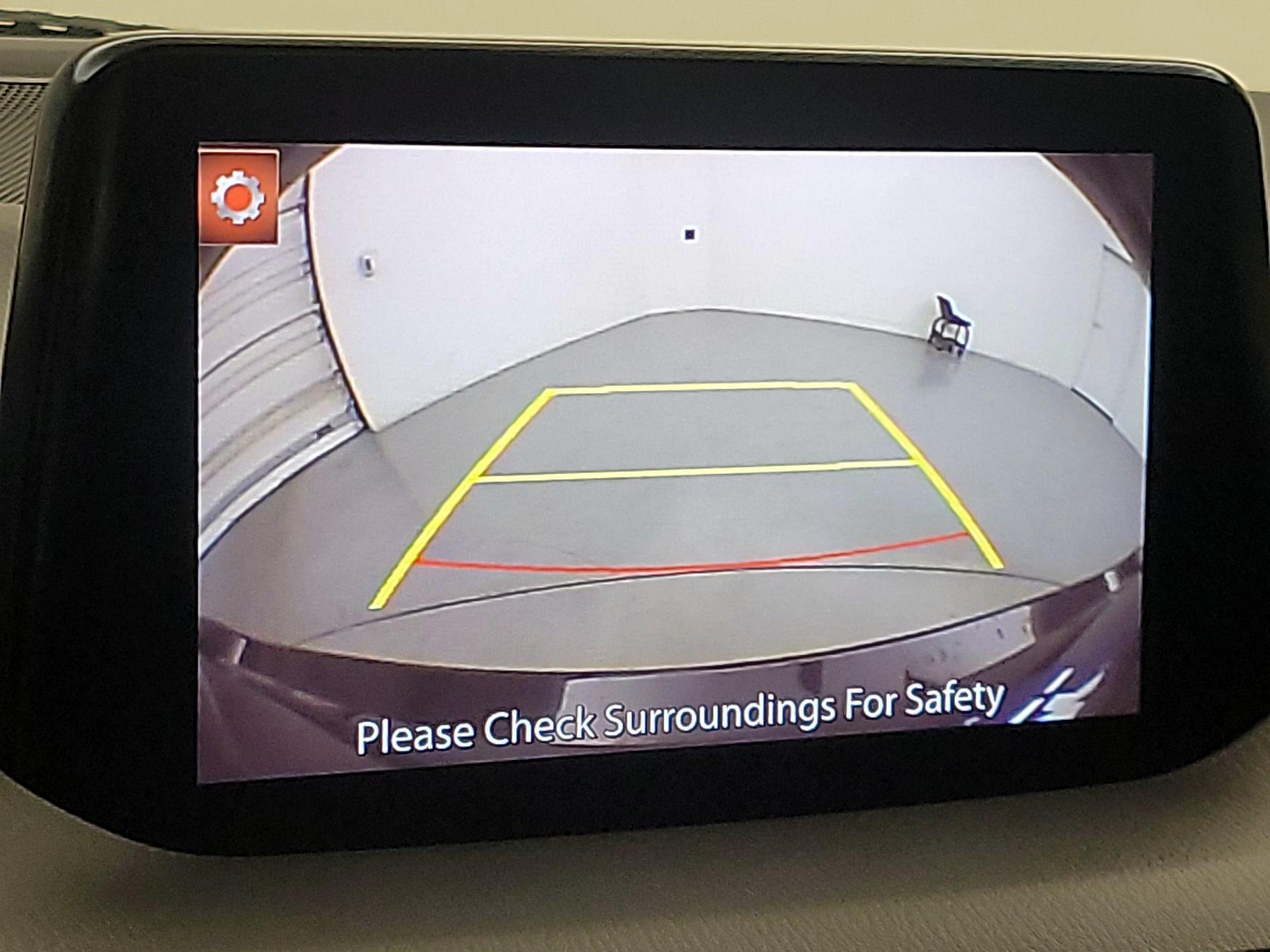 Thumbnail: 2018 Mazda Mazda3 - 15