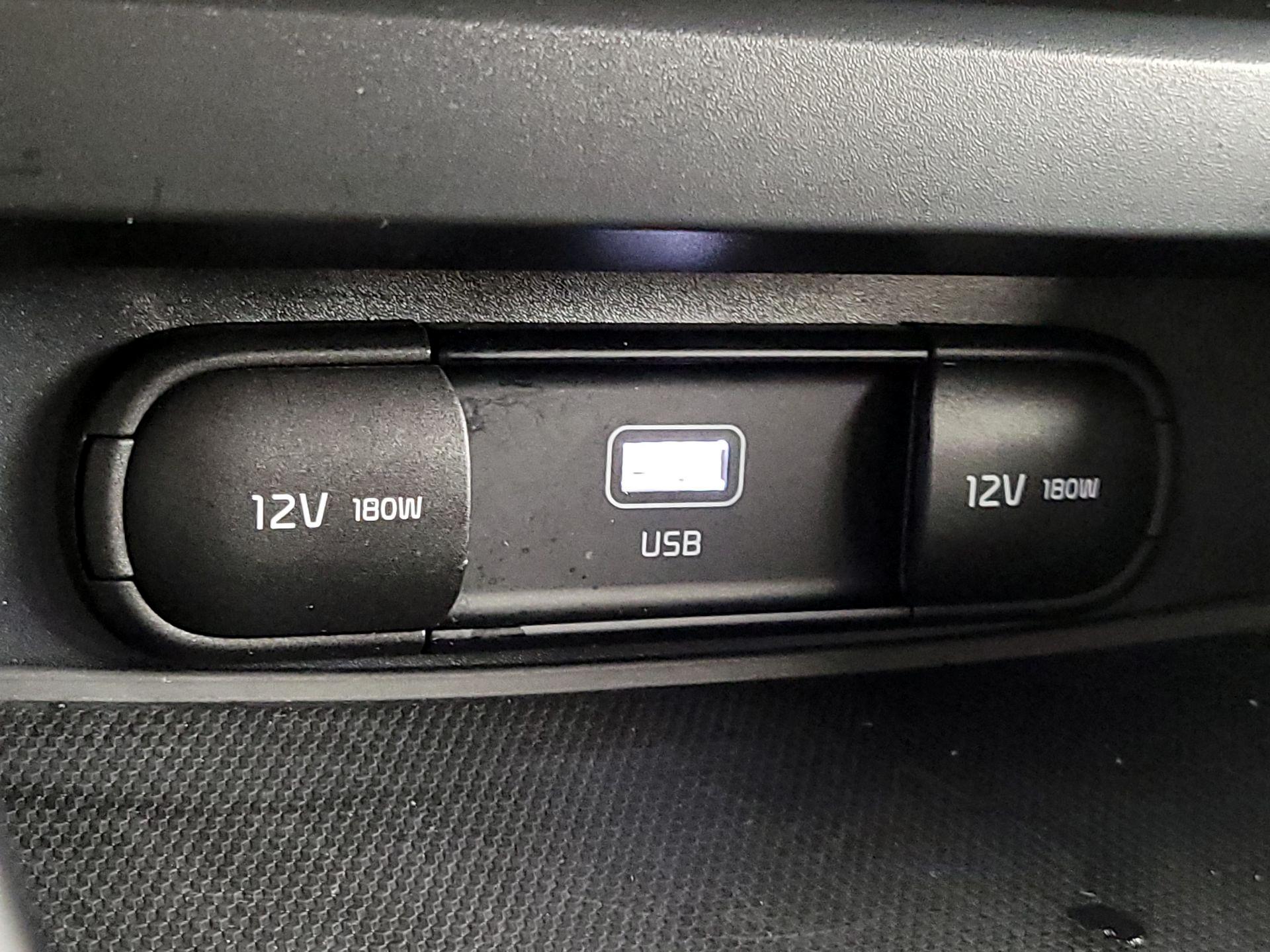 Thumbnail: 2023 Kia Soul - 18