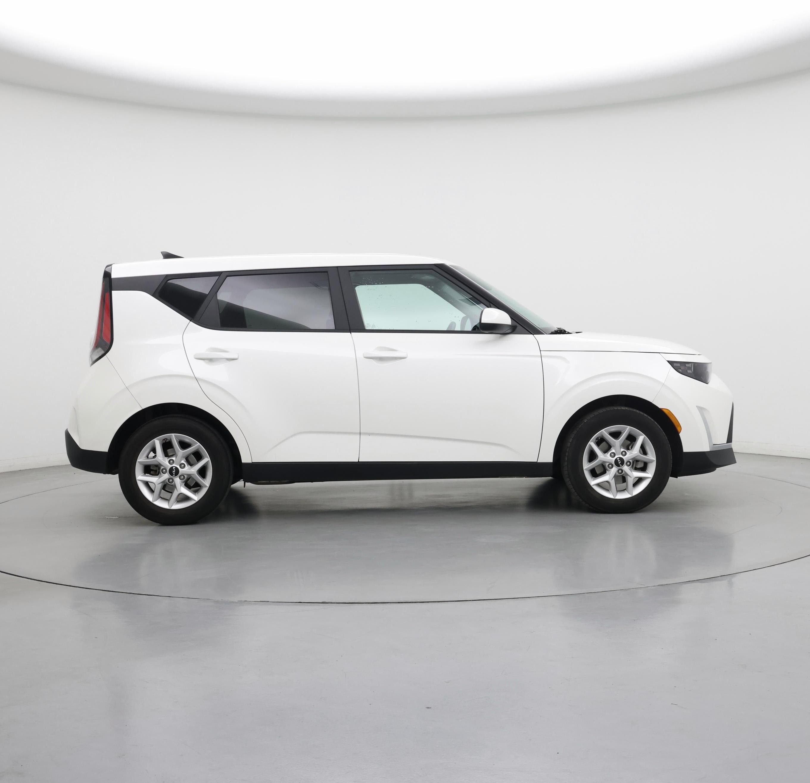 Thumbnail: 2023 Kia Soul - 7