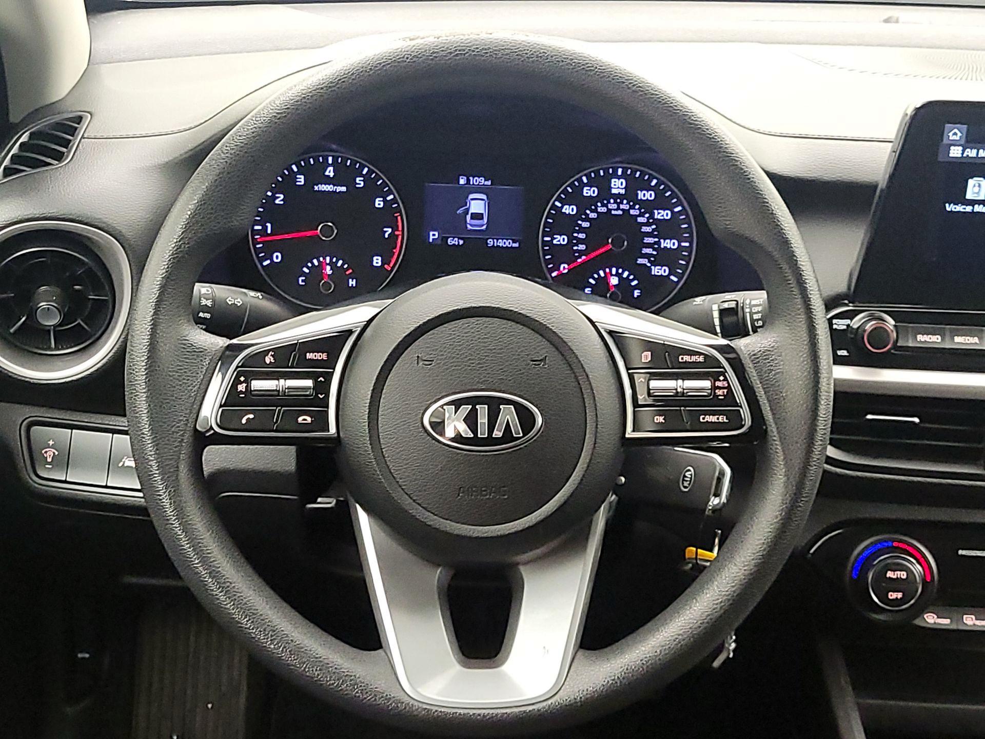 Thumbnail: 2019 Kia Forte - 10