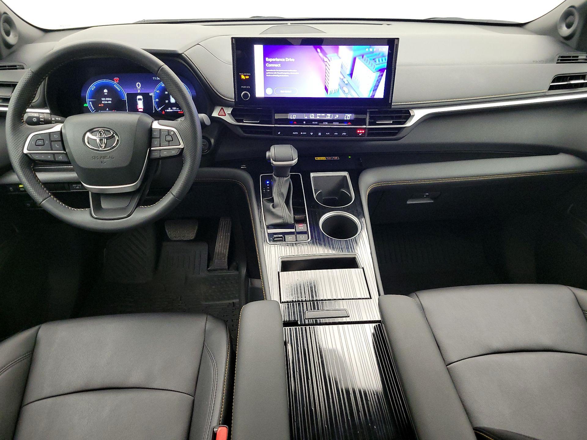 Thumbnail: 2025 Toyota Sienna - 9