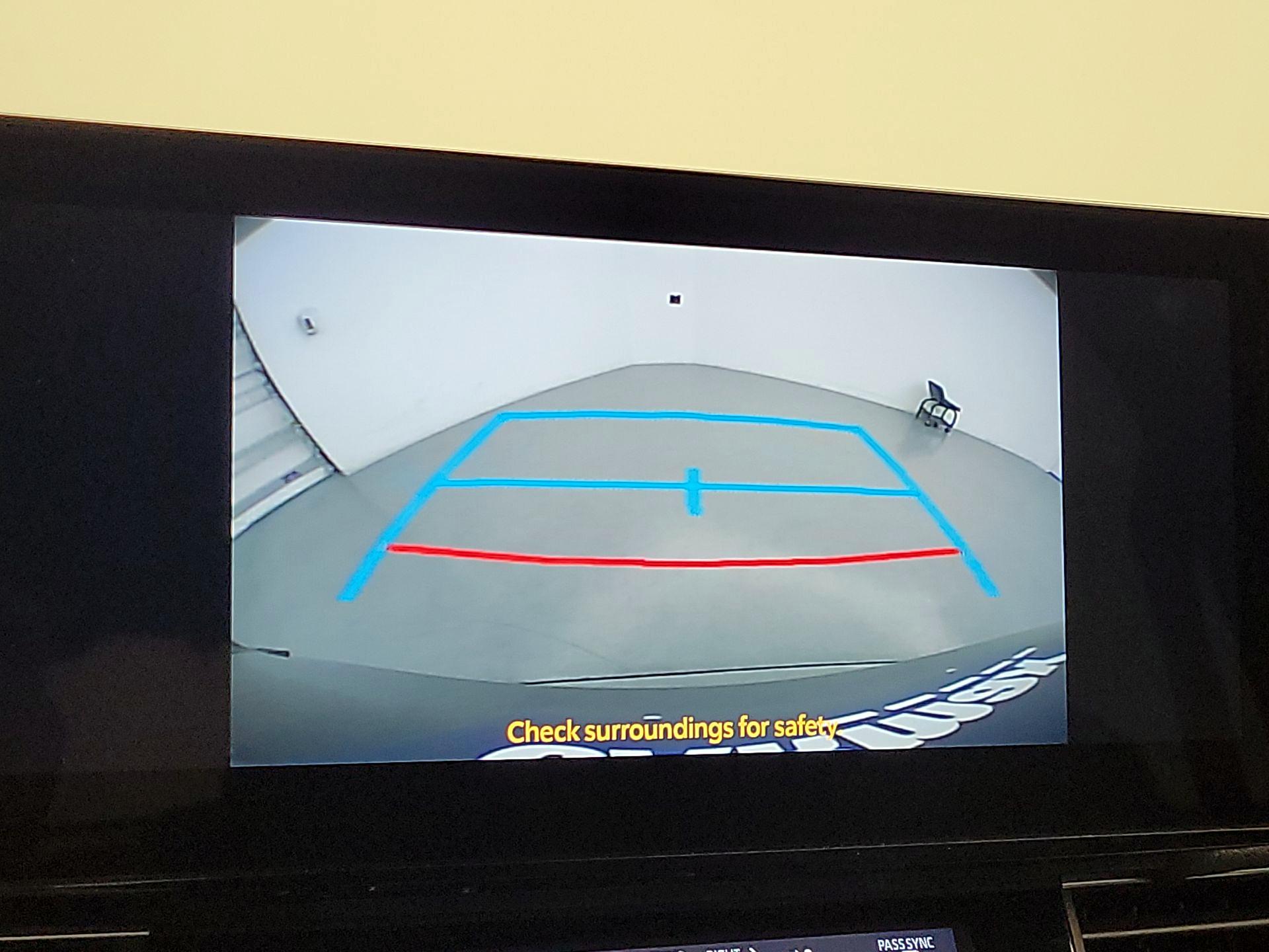 Thumbnail: 2025 Toyota Sienna - 15