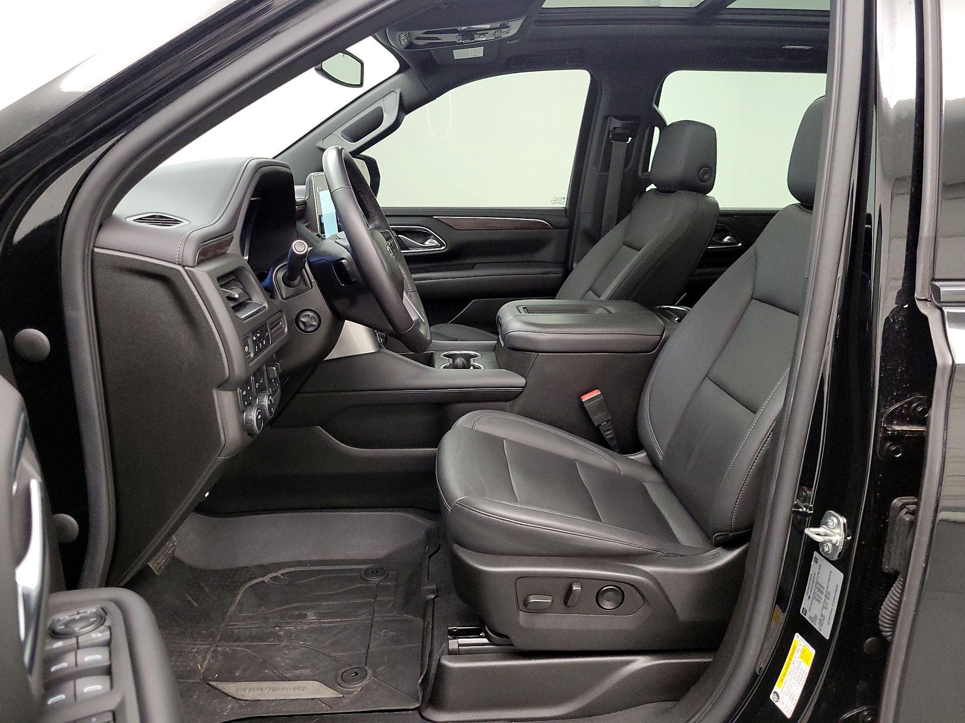 Thumbnail: 2022 Chevrolet Suburban - 11