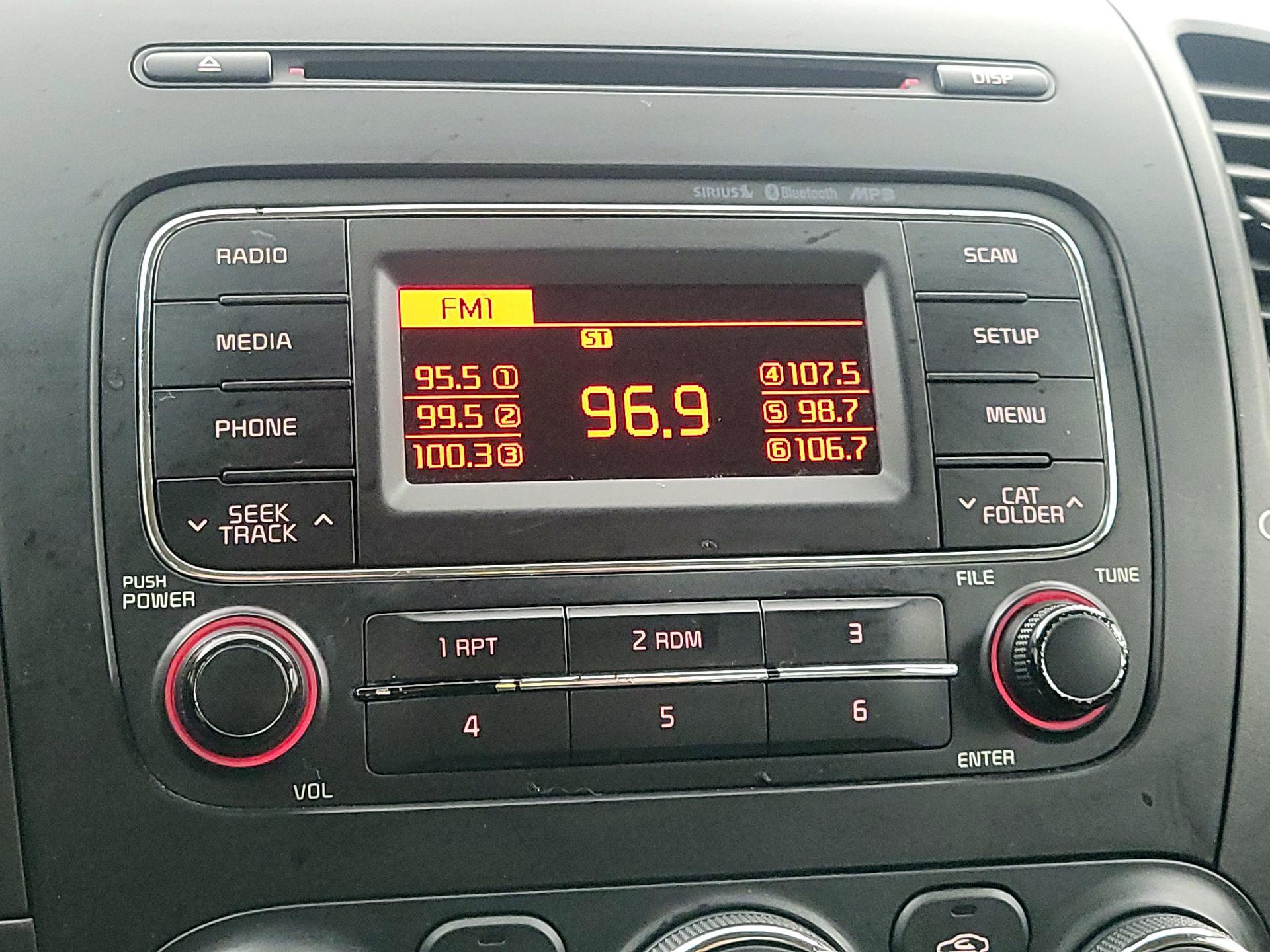 Thumbnail: 2016 Kia Forte - 14