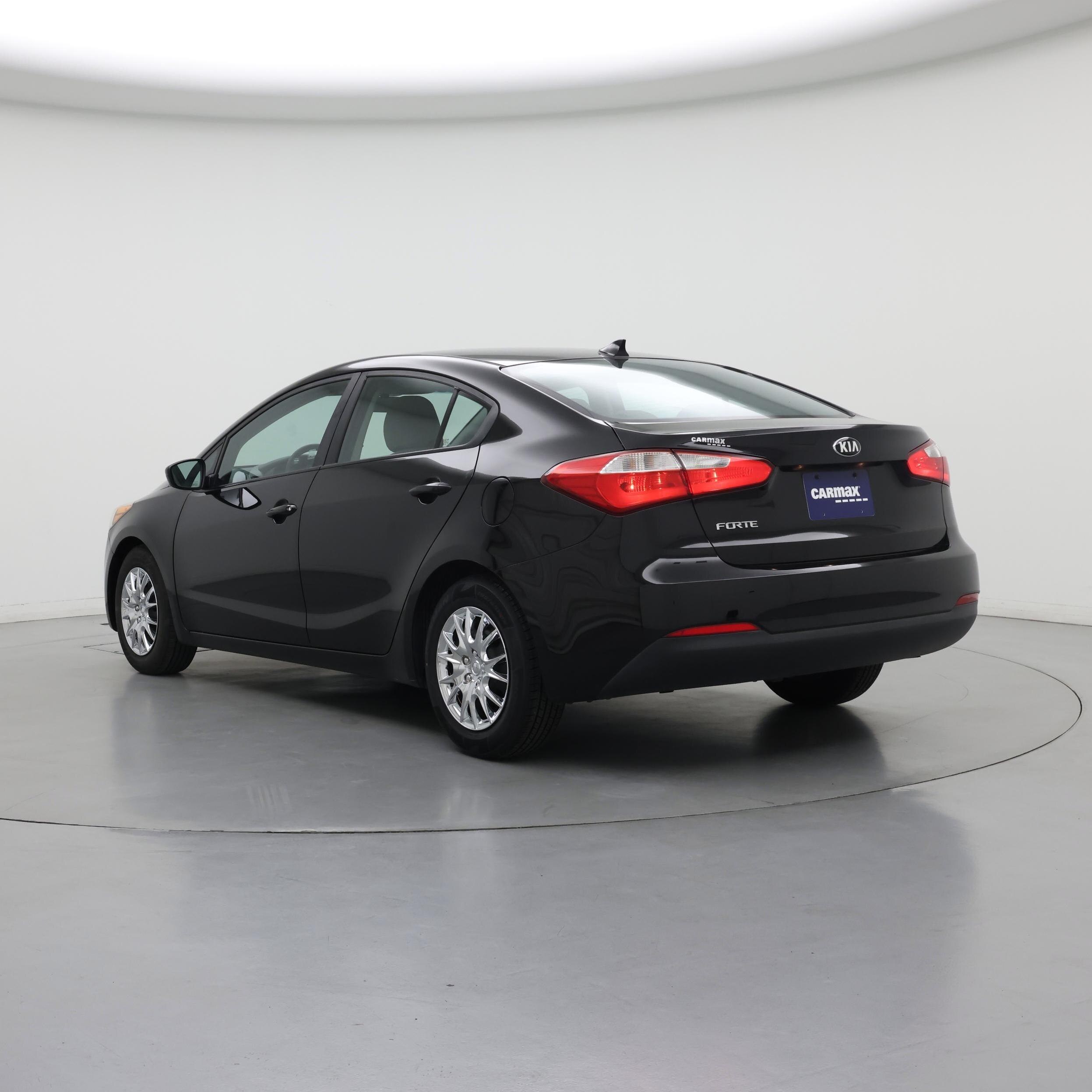 Thumbnail: 2016 Kia Forte - 2