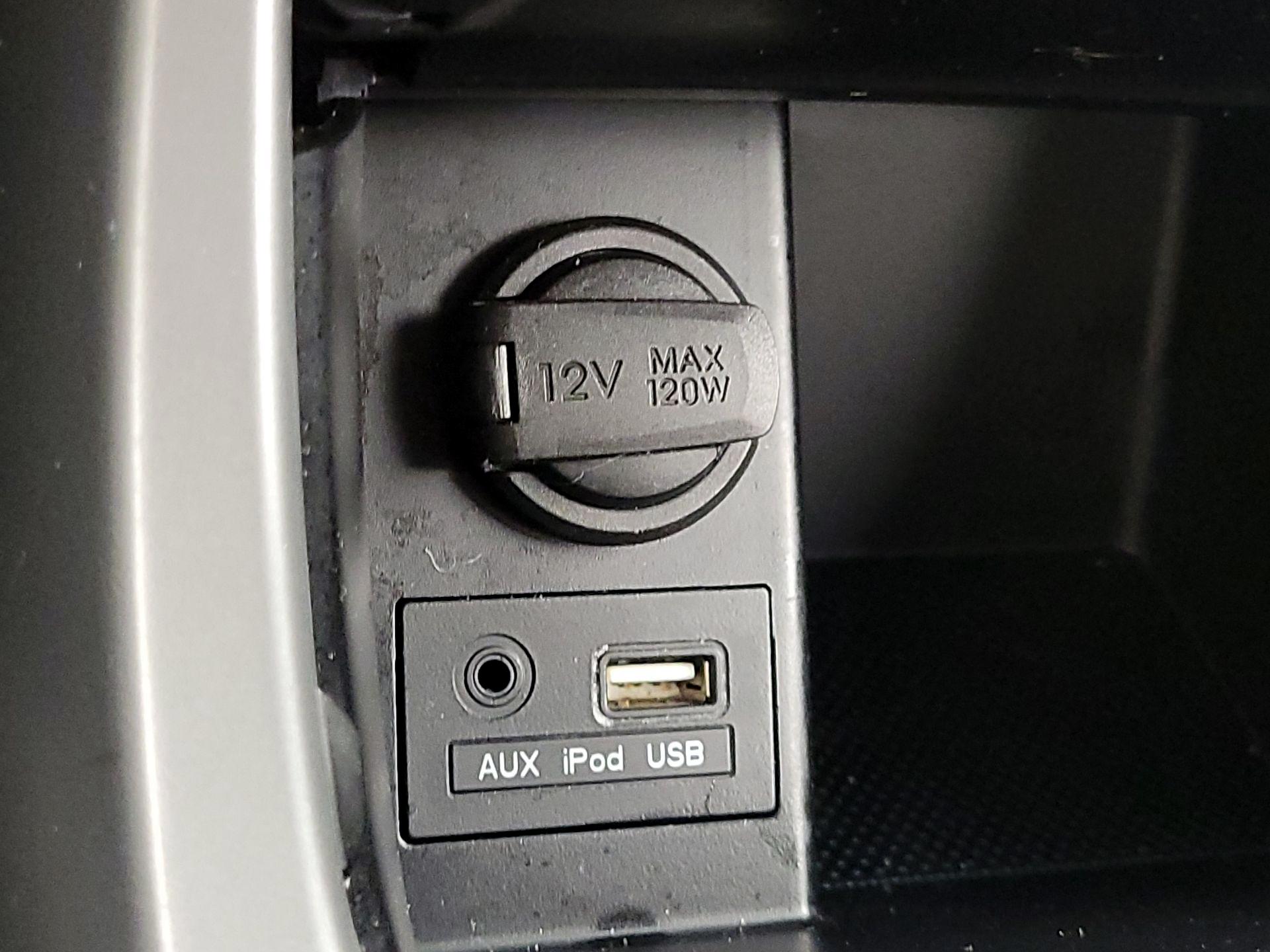 Thumbnail: 2014 Hyundai Elantra - 18