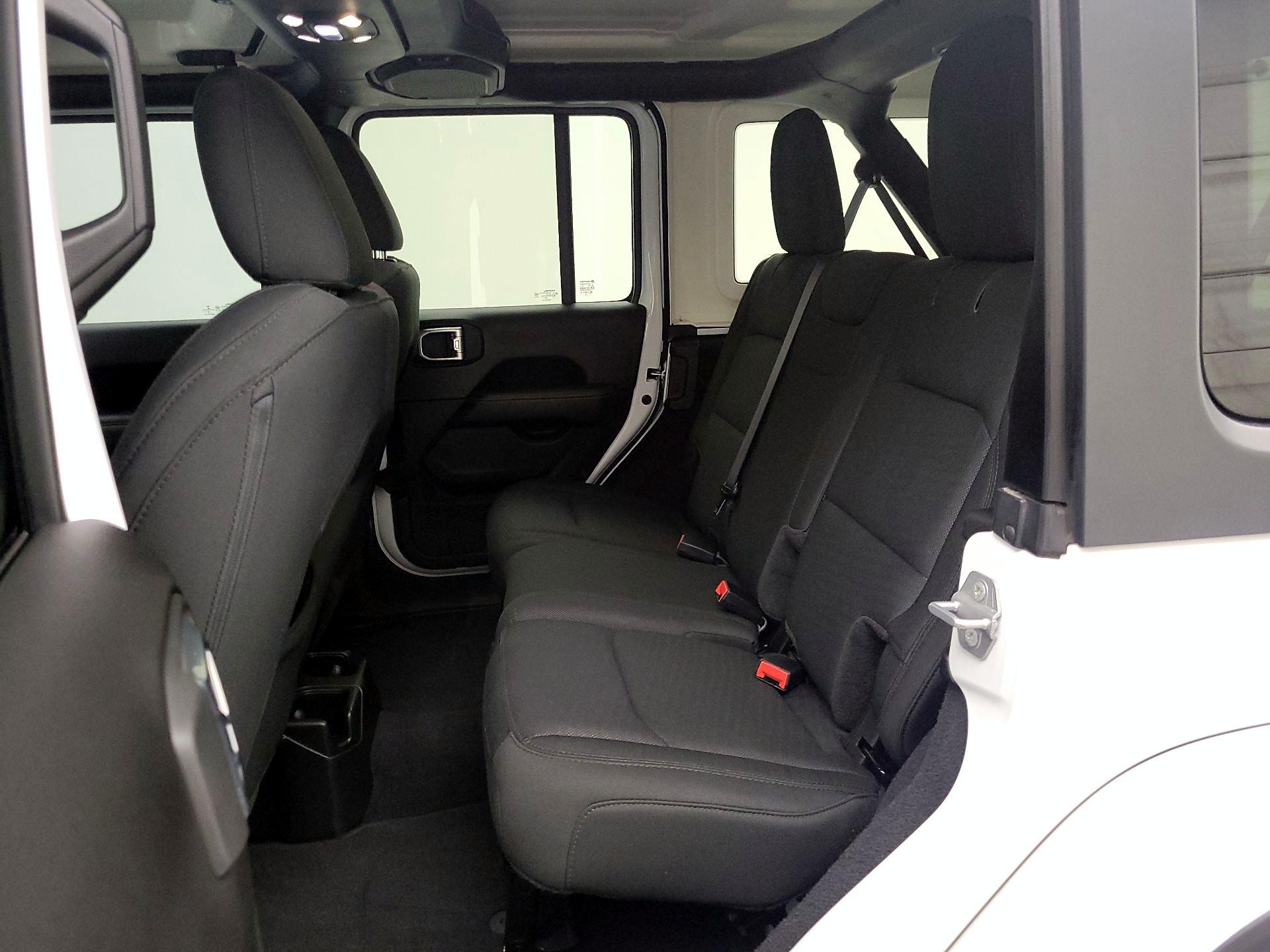 Thumbnail: 2019 Jeep Wrangler - 19