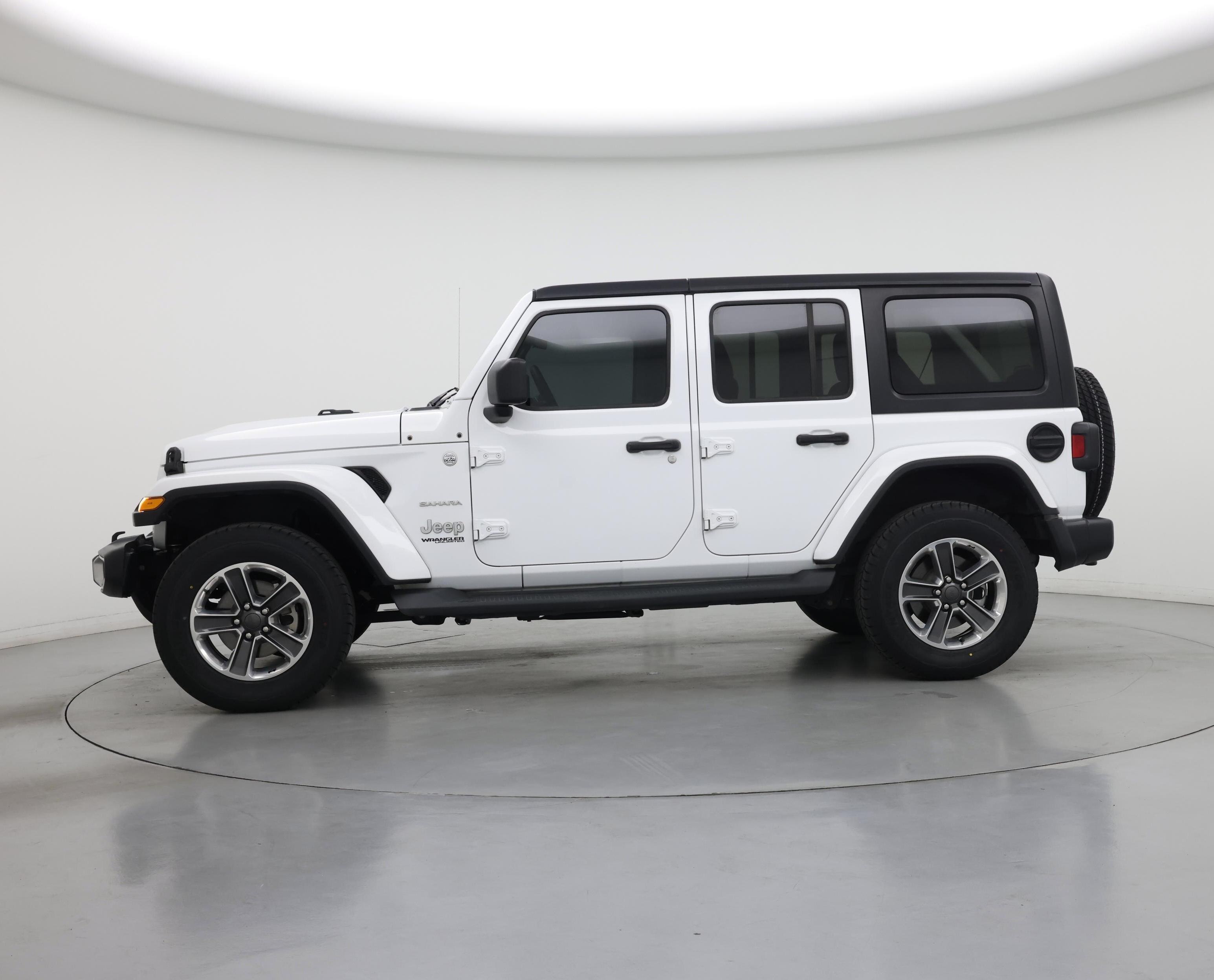 Thumbnail: 2019 Jeep Wrangler - 3