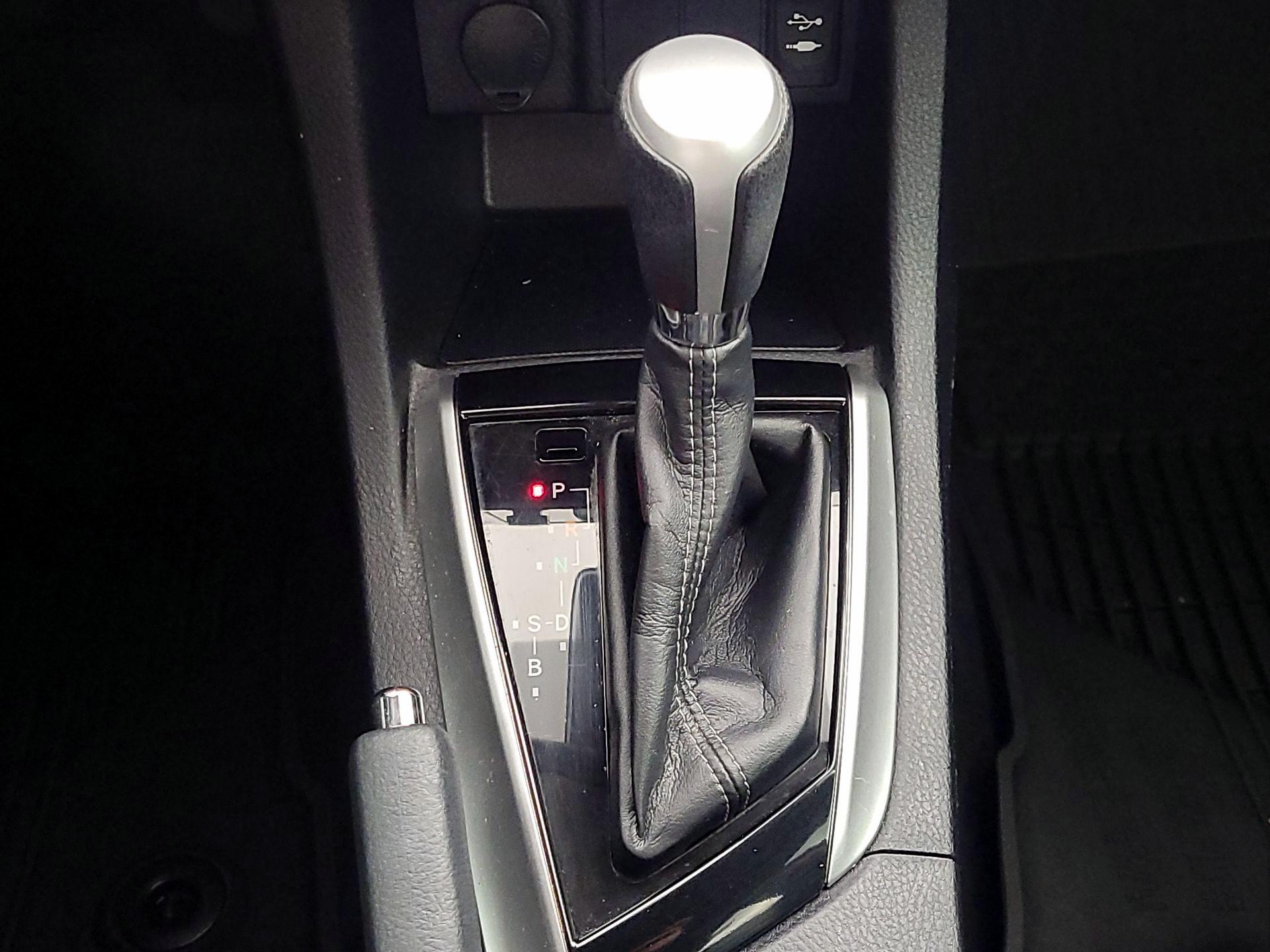 Thumbnail: 2017 Toyota Corolla - 17