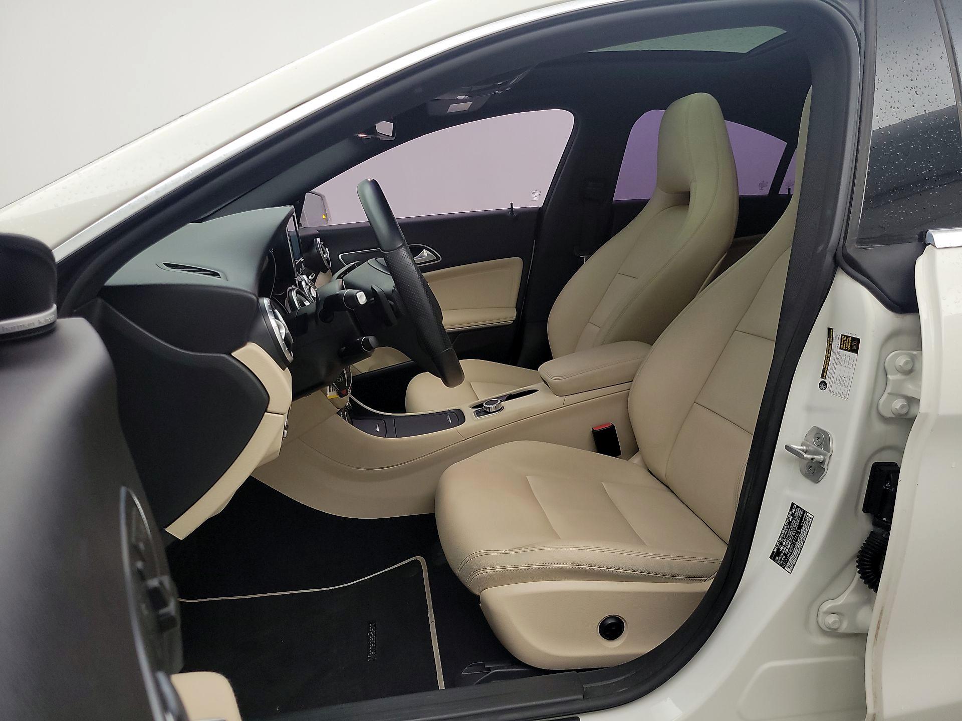 Thumbnail: 2015 Mercedes-Benz CLA - 11