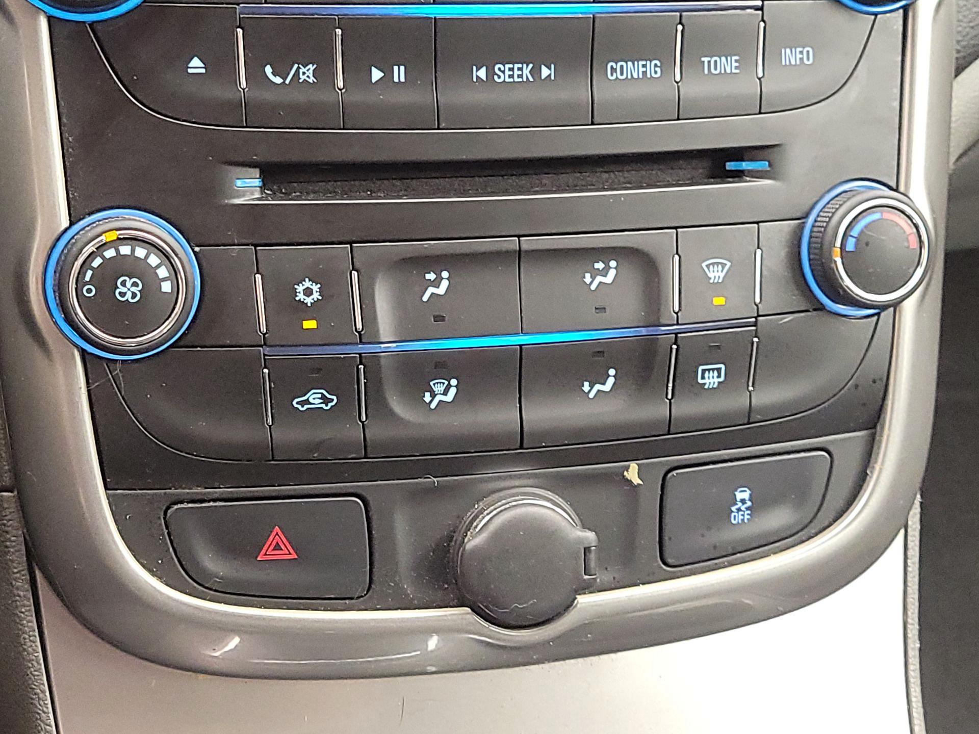 Thumbnail: 2016 Chevrolet Malibu - 15
