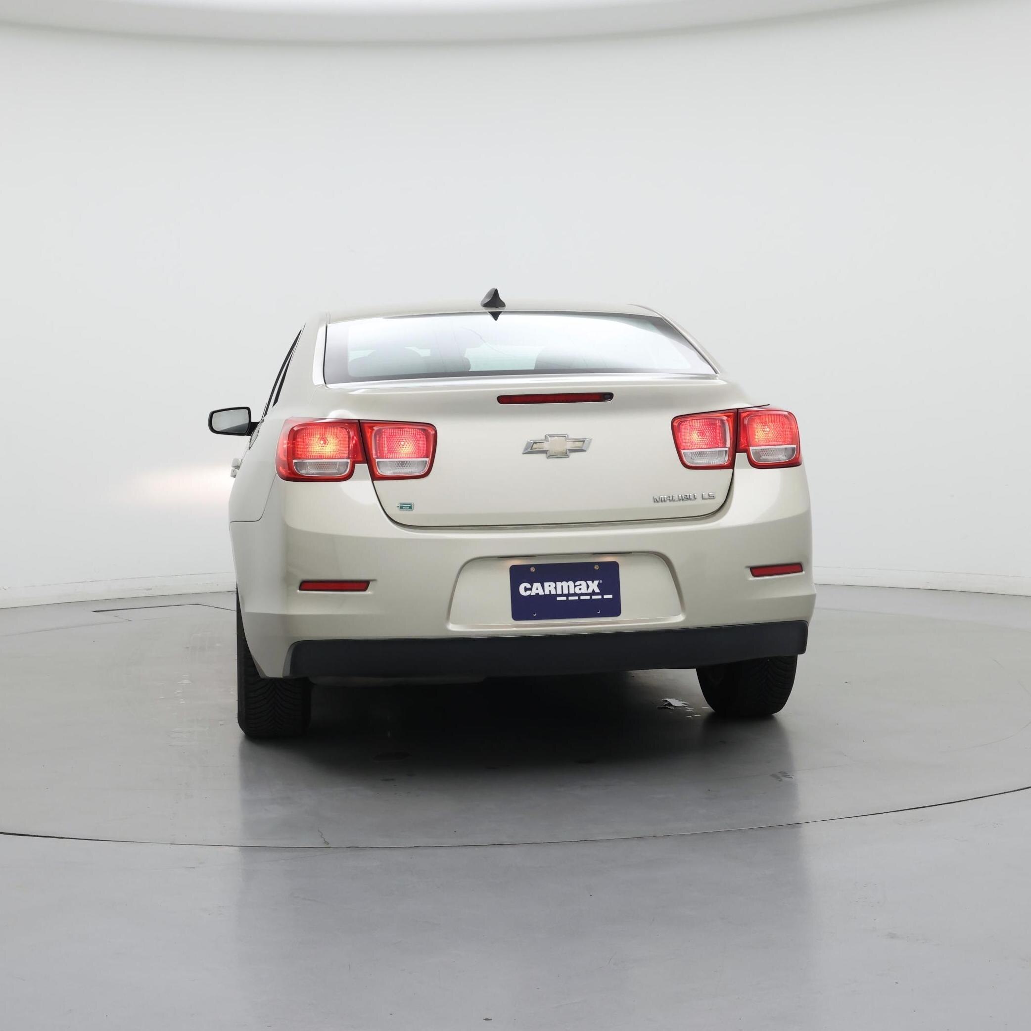 Thumbnail: 2016 Chevrolet Malibu - 6