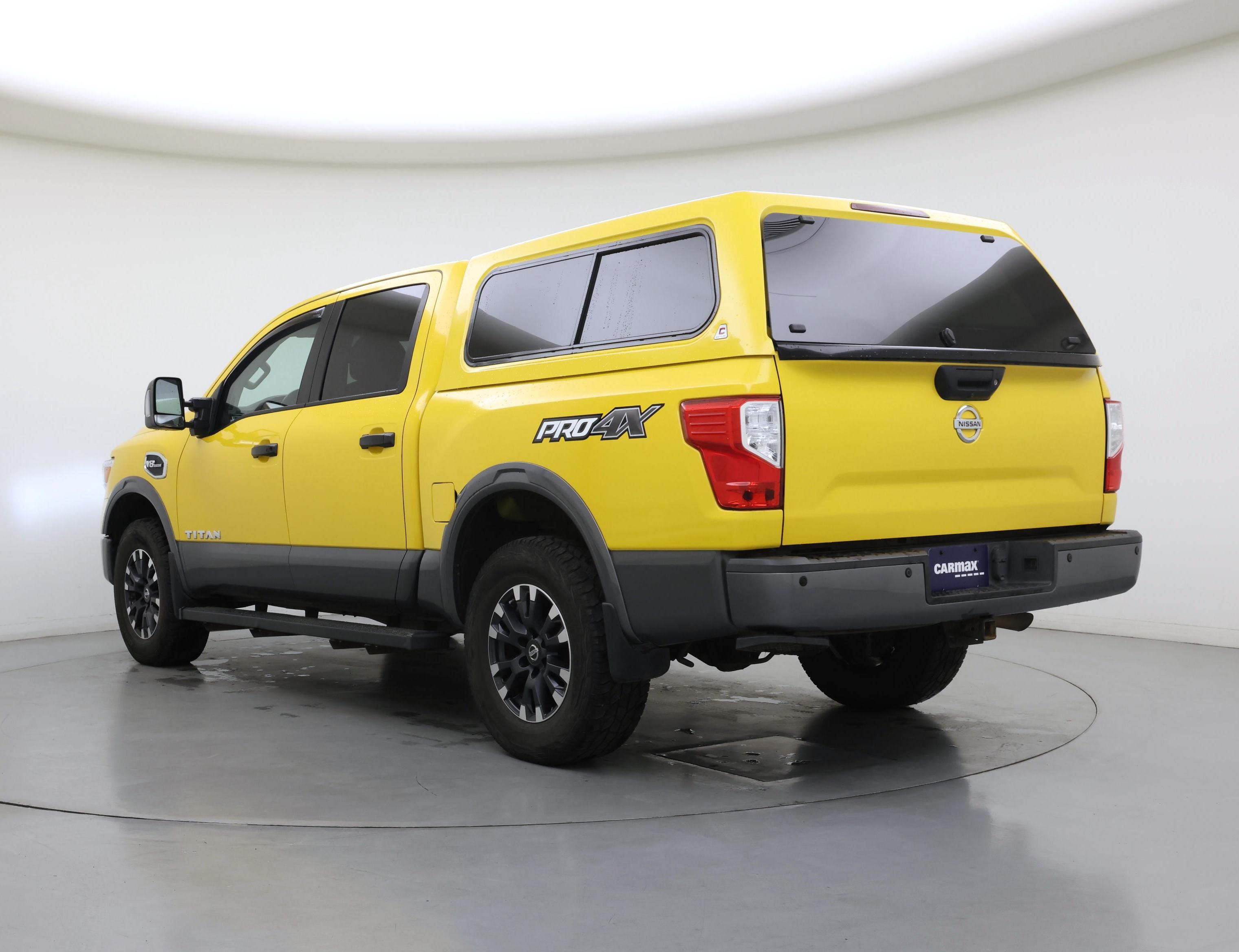 Thumbnail: 2017 Nissan Titan - 2