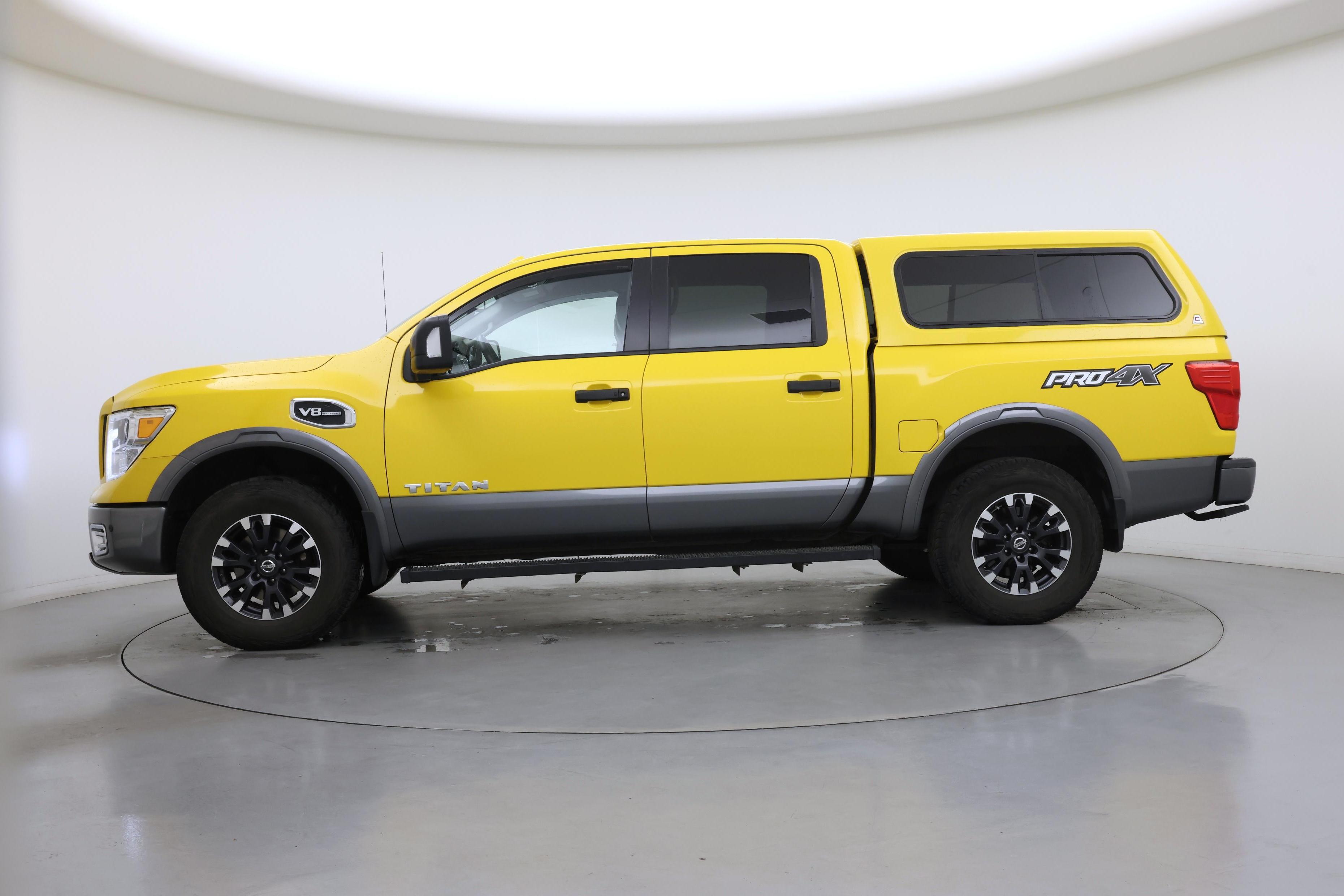 Thumbnail: 2017 Nissan Titan - 3