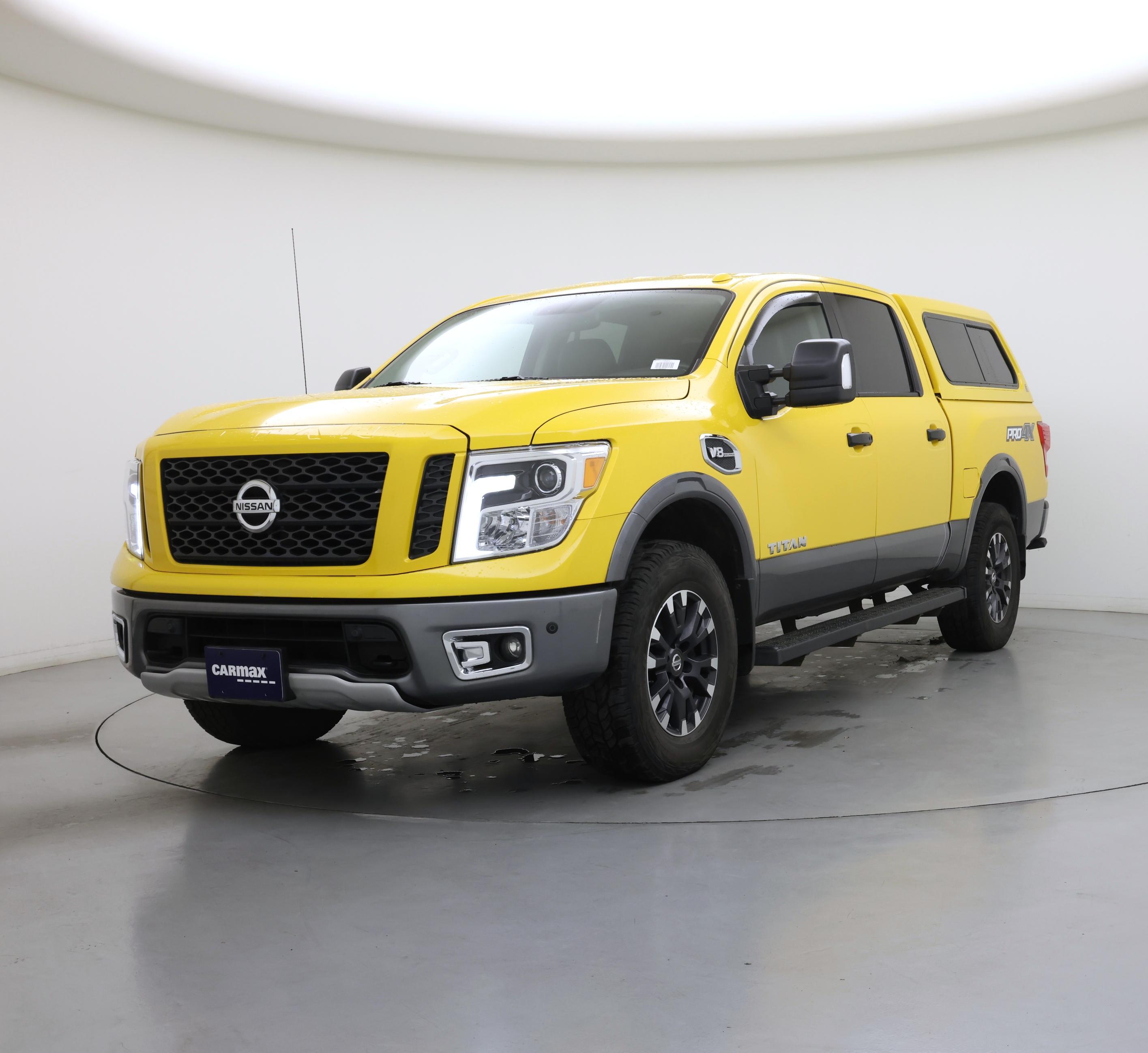Thumbnail: 2017 Nissan Titan - 4