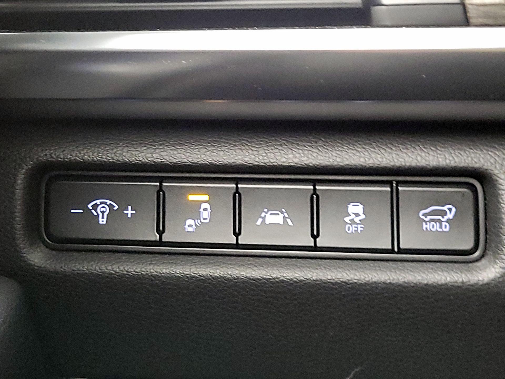 Thumbnail: 2020 Kia Telluride - 13