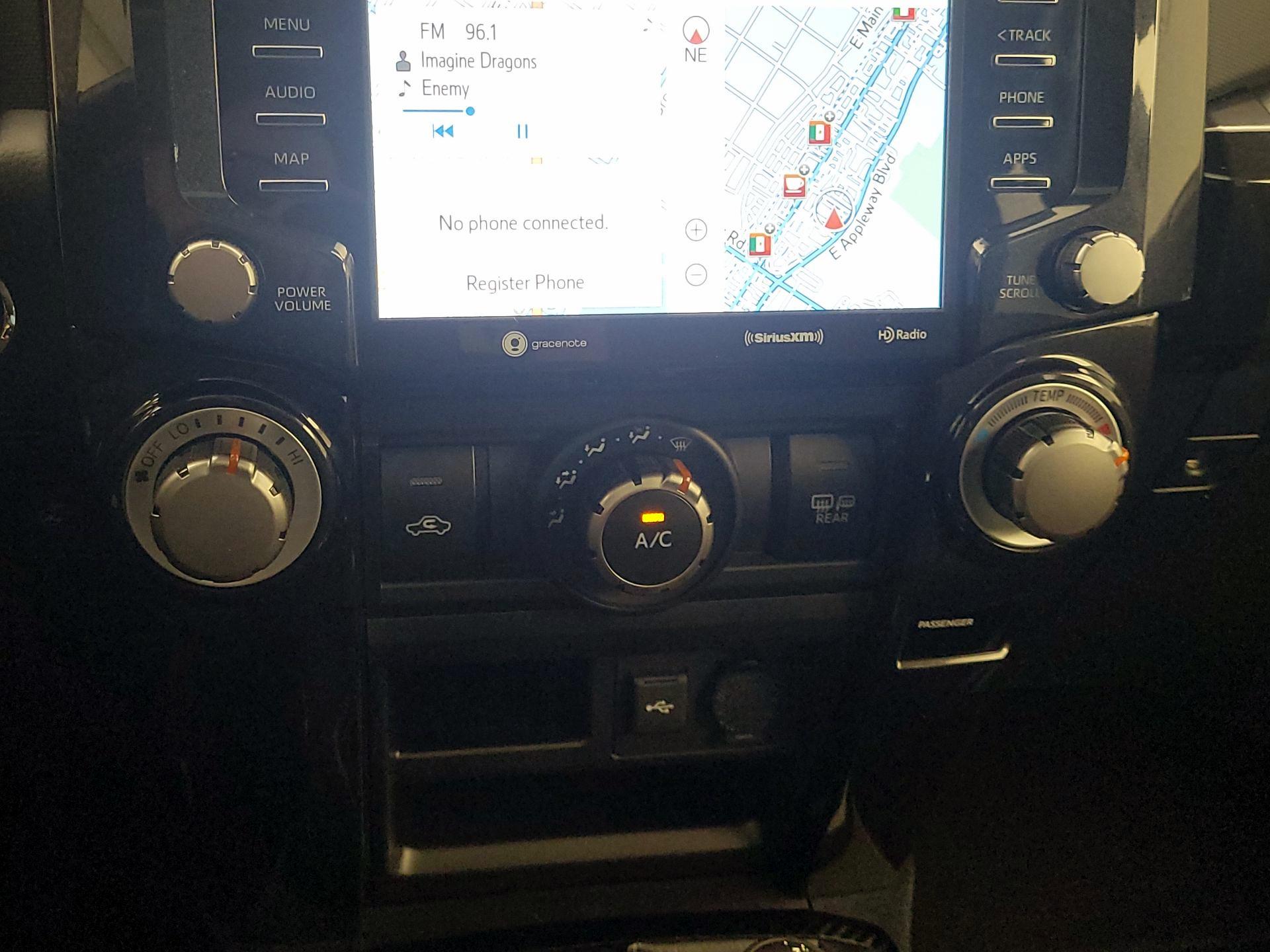 Thumbnail: 2024 Toyota 4Runner - 17