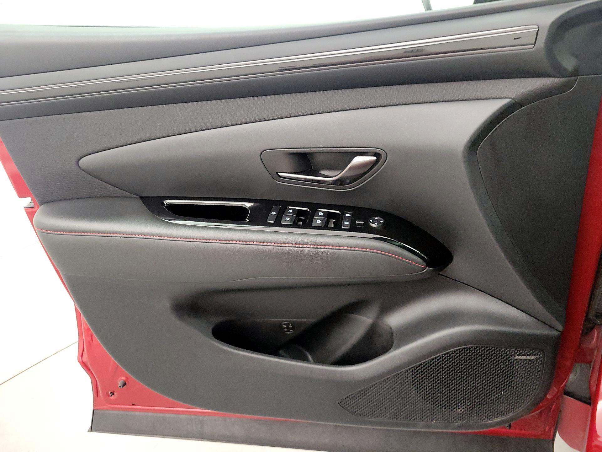 Thumbnail: 2023 Hyundai Tucson - 12