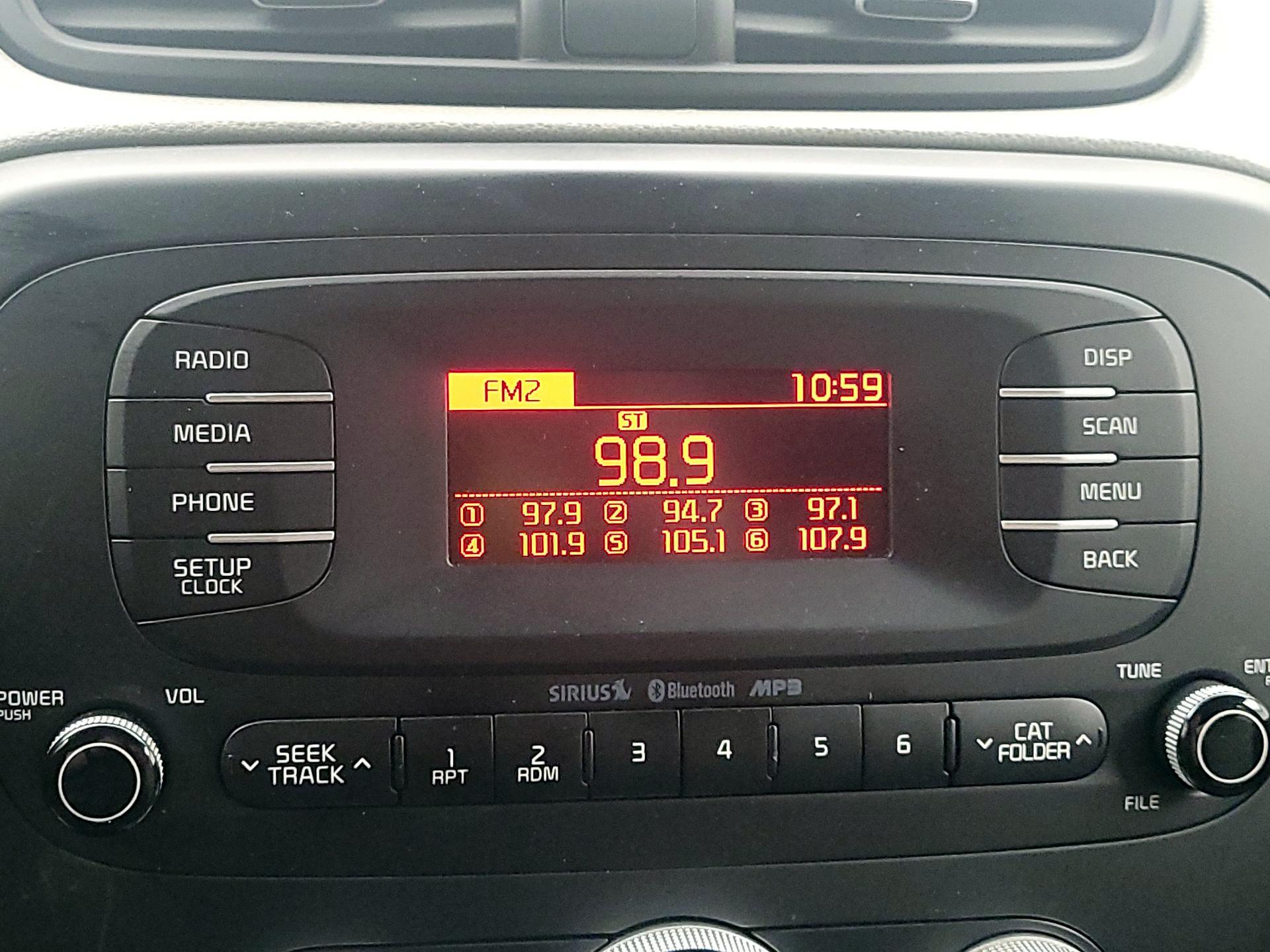 Thumbnail: 2015 Kia Soul - 14