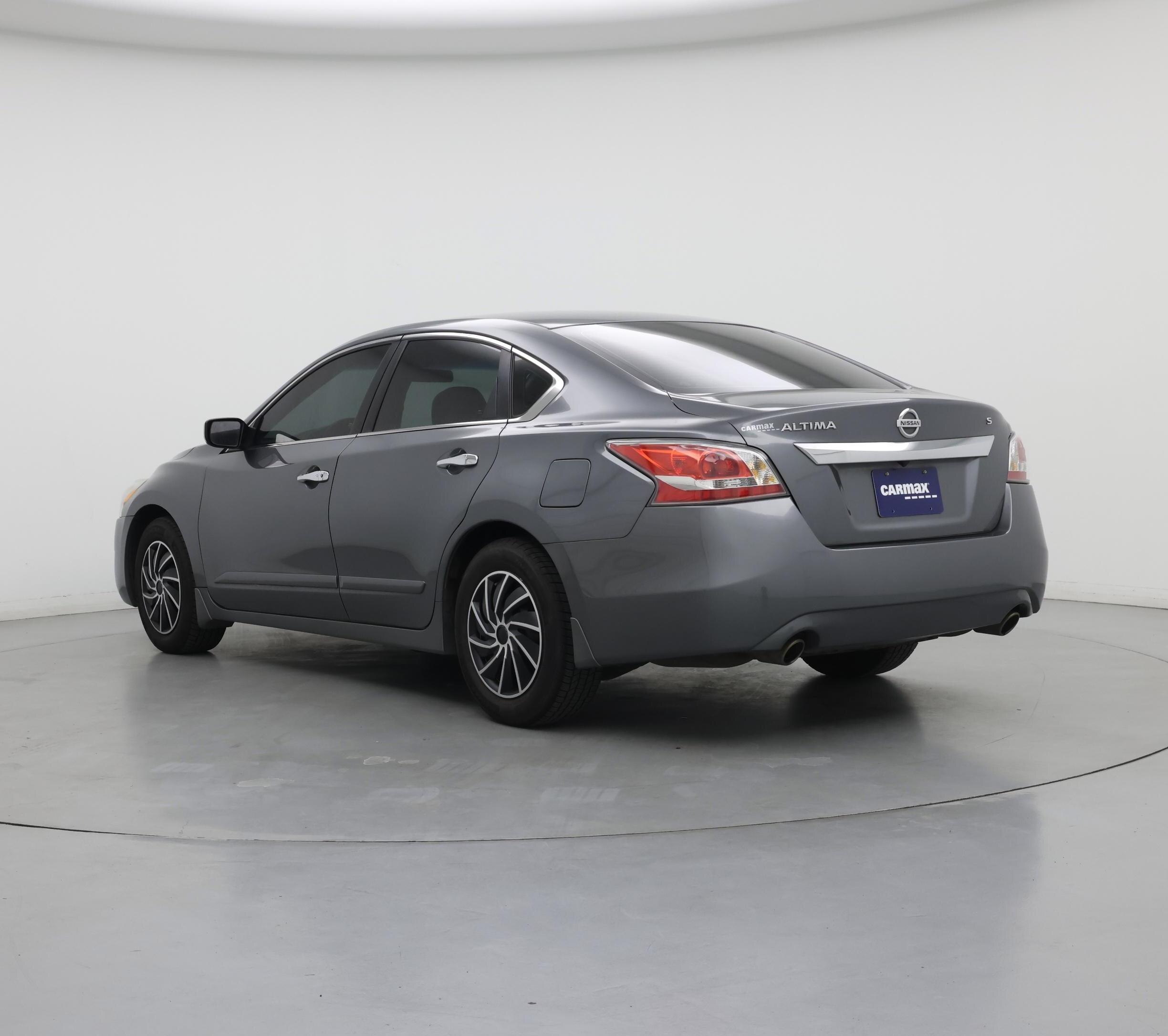 Thumbnail: 2015 Nissan Altima - 2