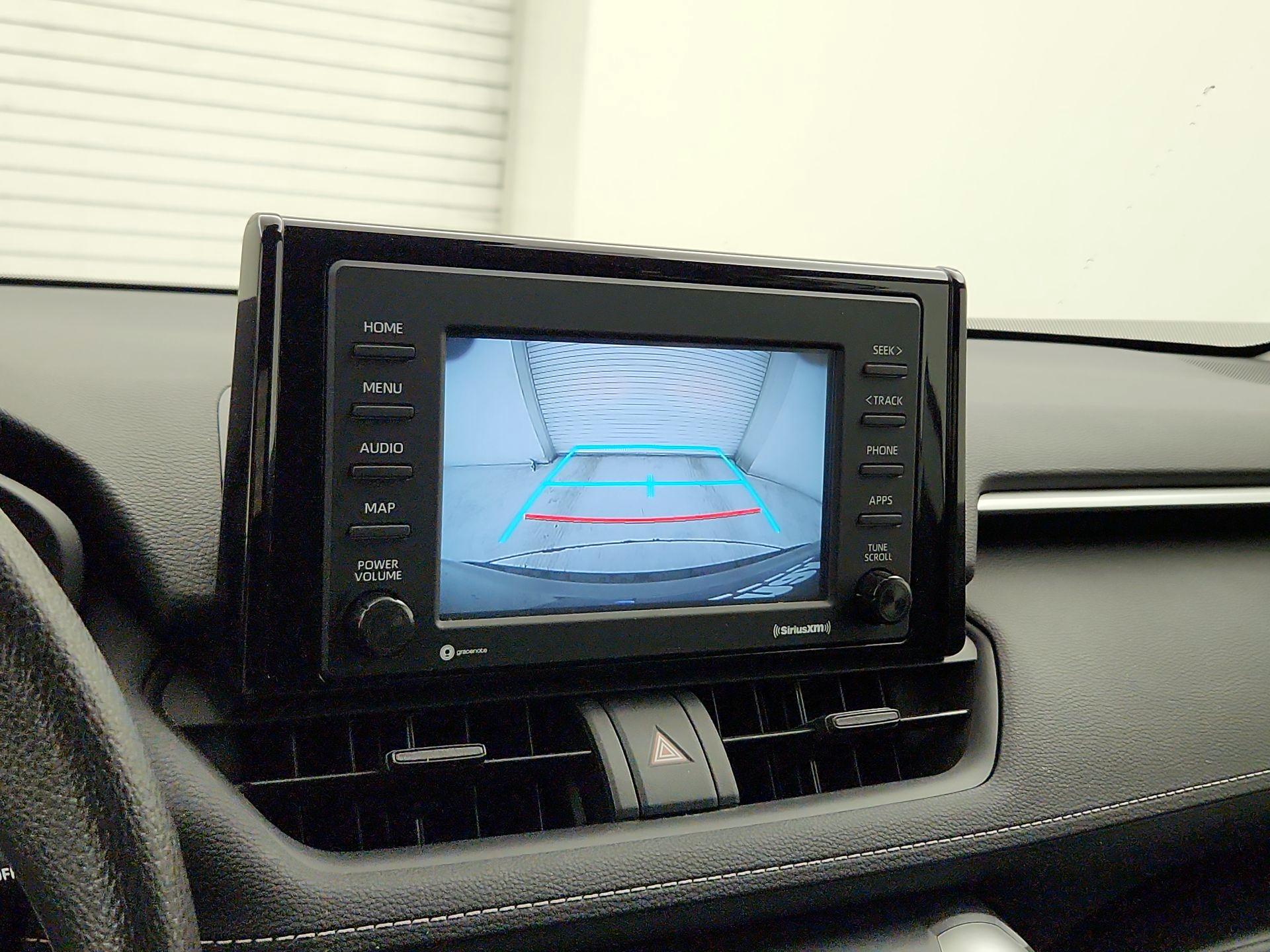 Thumbnail: 2020 Toyota RAV4 - 14