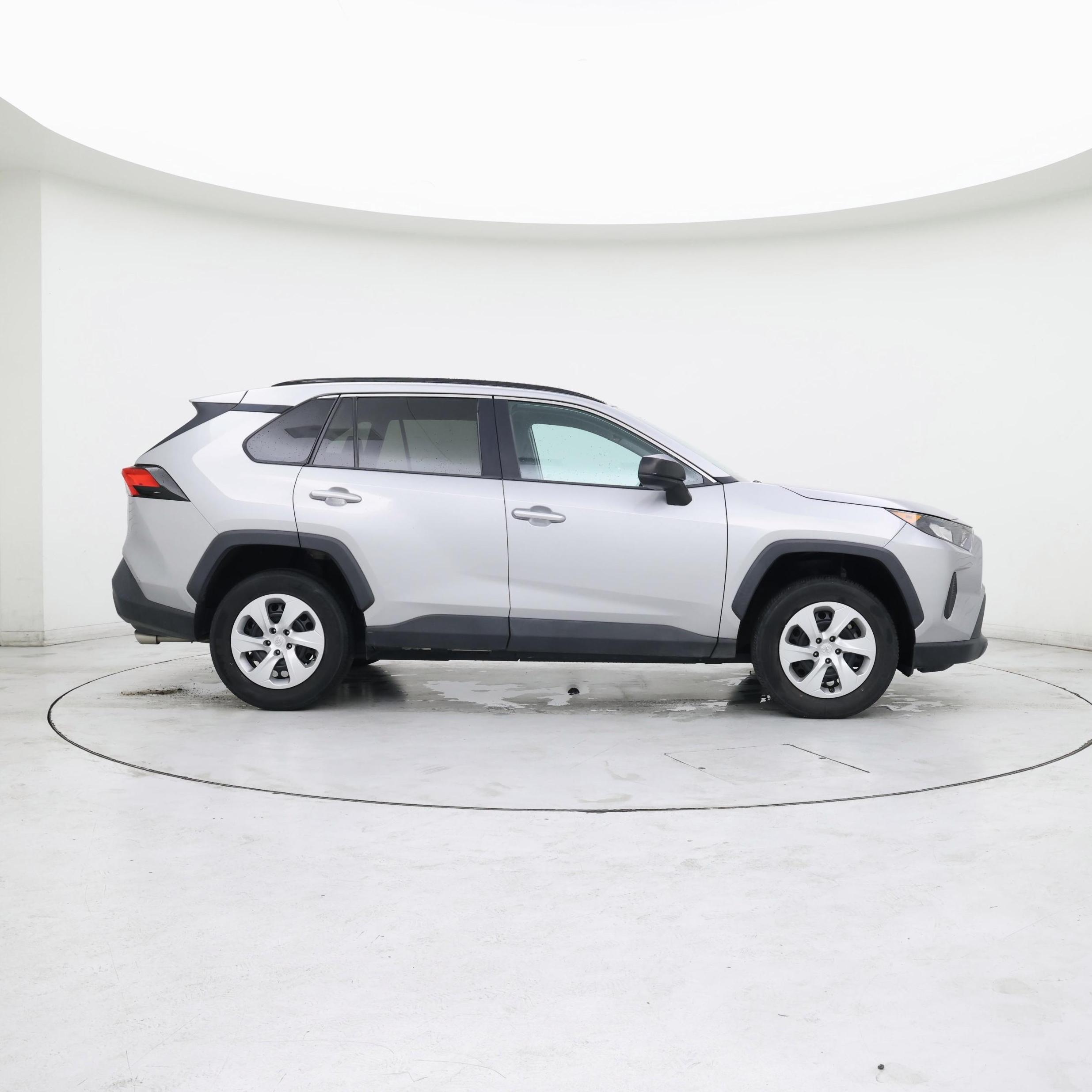Thumbnail: 2020 Toyota RAV4 - 7
