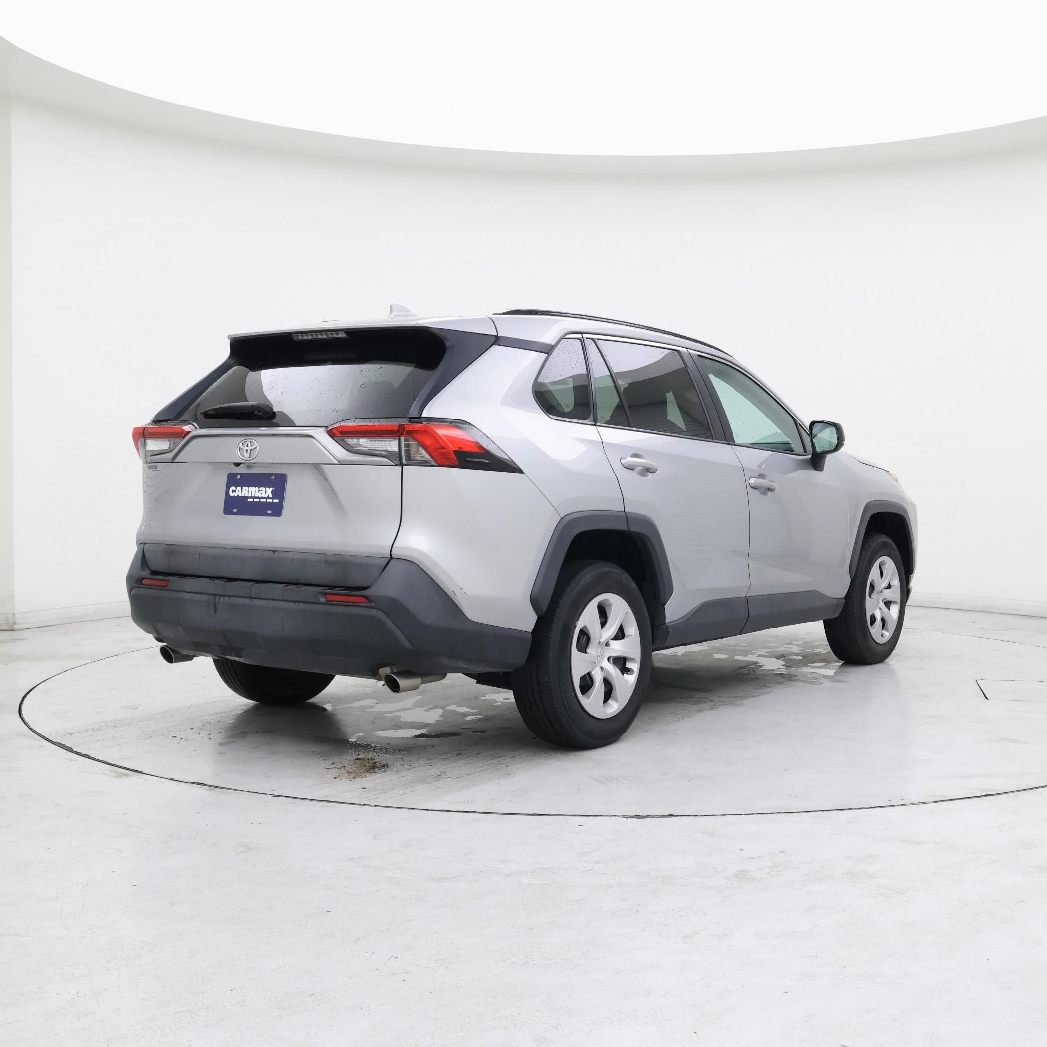 Thumbnail: 2020 Toyota RAV4 - 8