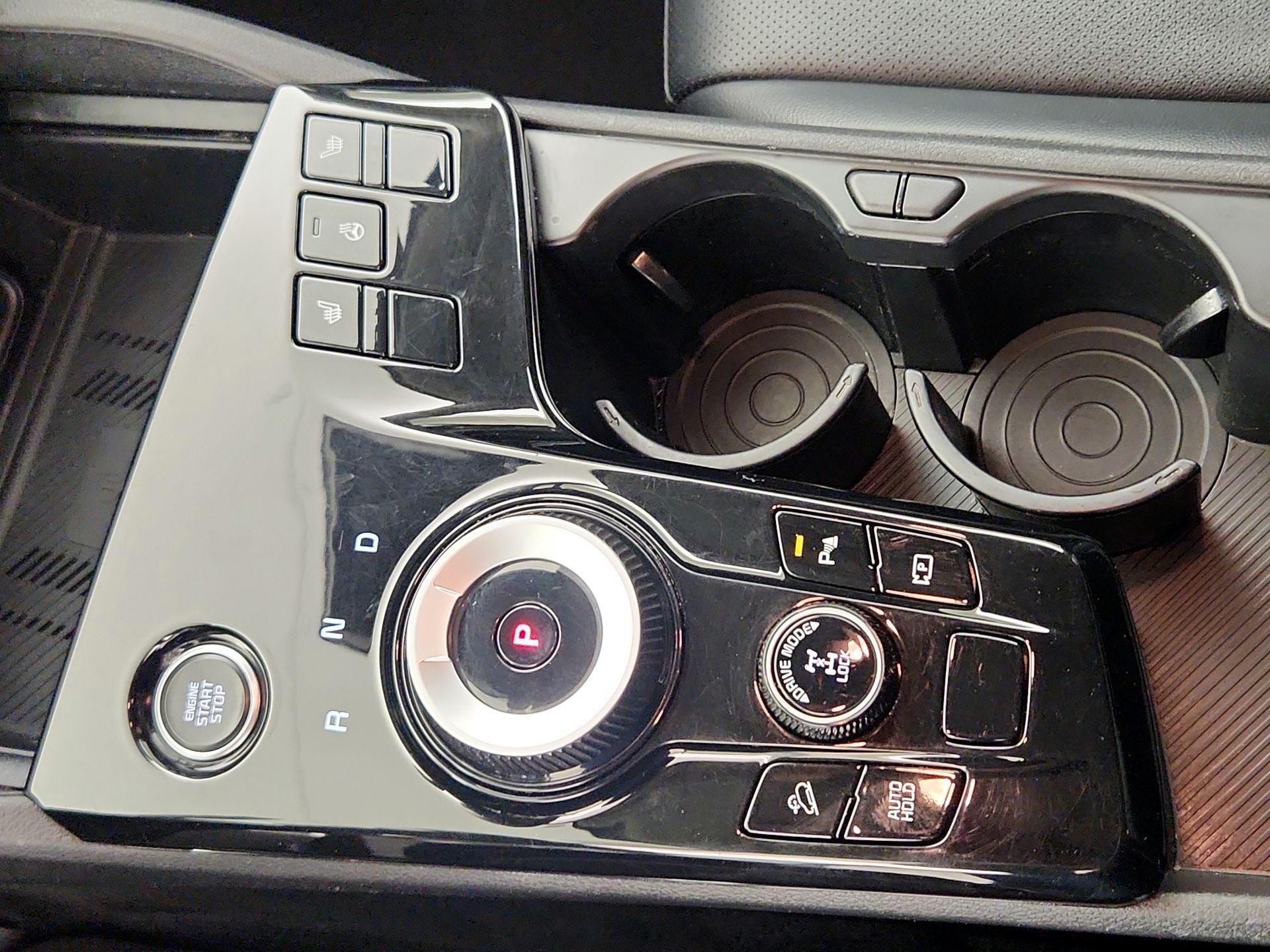 Thumbnail: 2023 Kia Sportage - 18