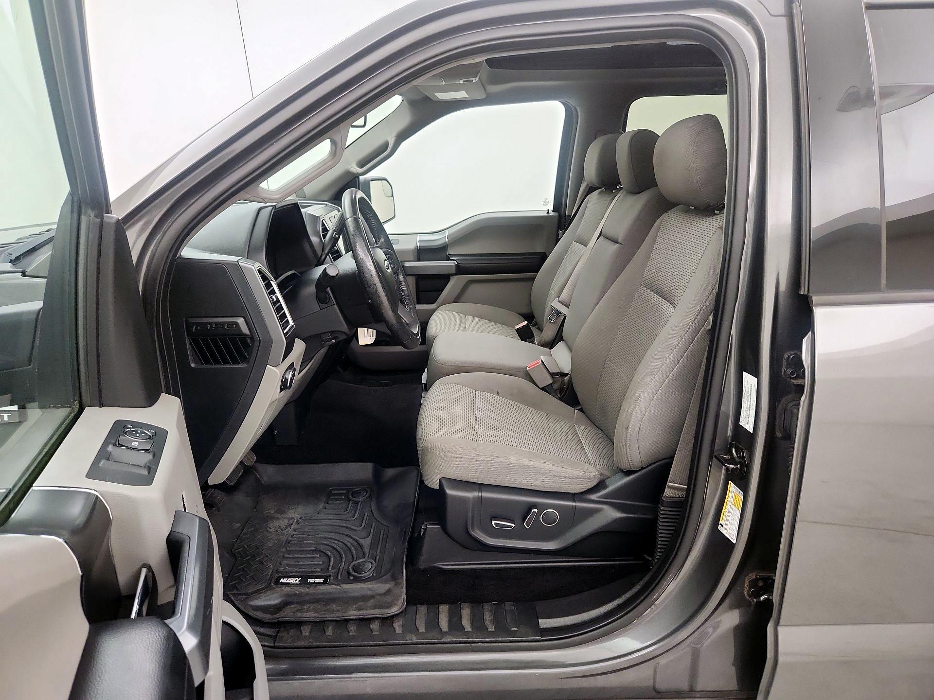 Thumbnail: 2016 Ford F-150 - 11