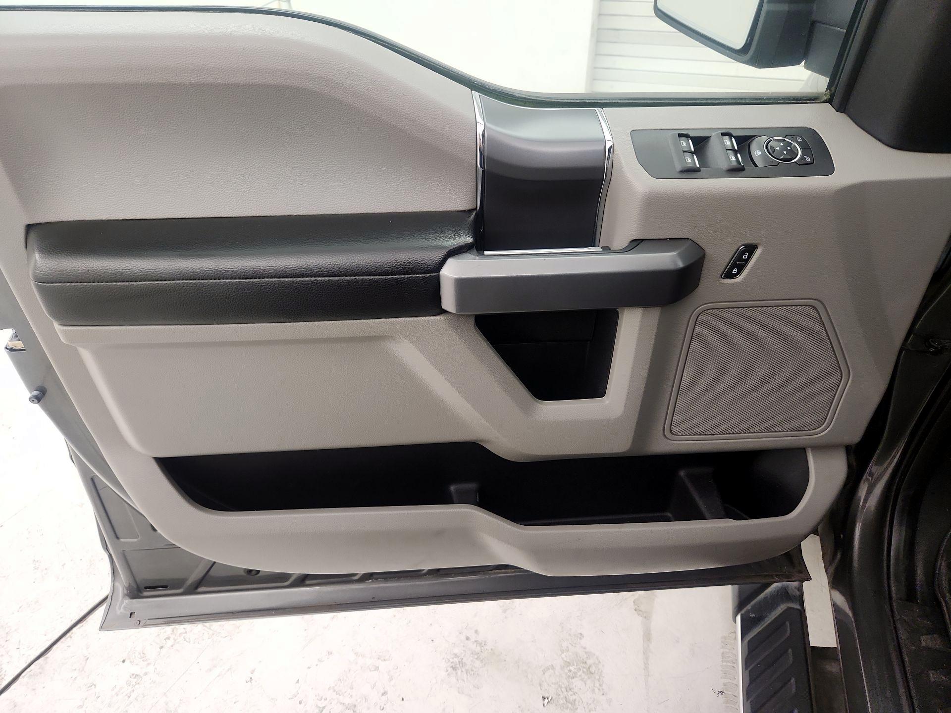 Thumbnail: 2016 Ford F-150 - 12