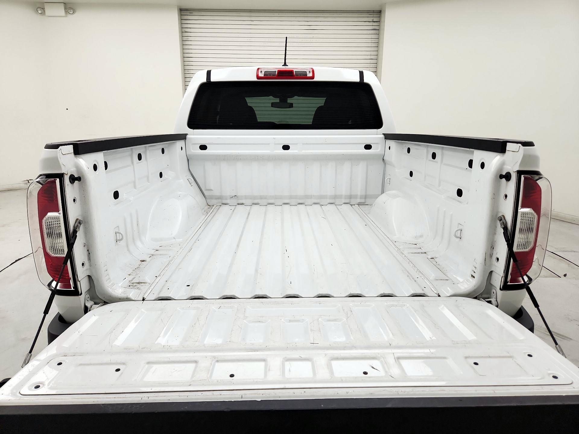 Thumbnail: 2017 GMC Canyon - 20