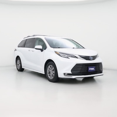 2022 Toyota Sienna Hybrid XLE