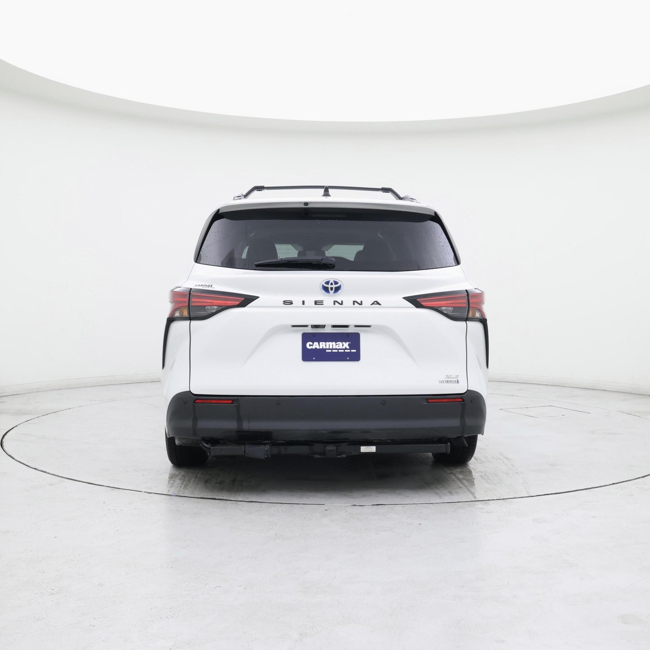 Thumbnail: 2022 Toyota Sienna - 6