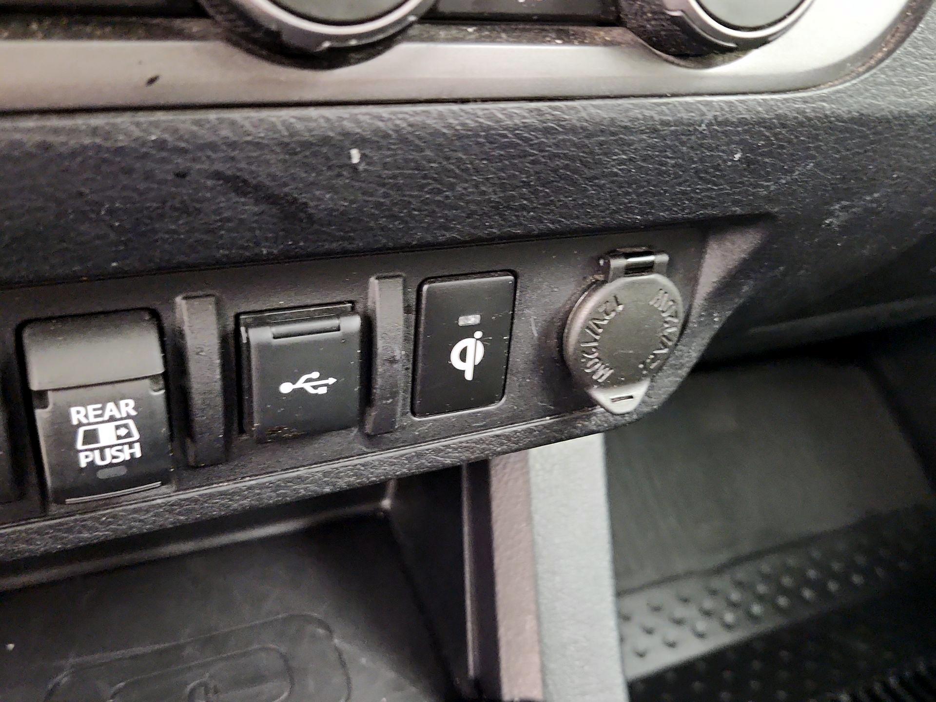 Thumbnail: 2022 Toyota Tacoma - 19