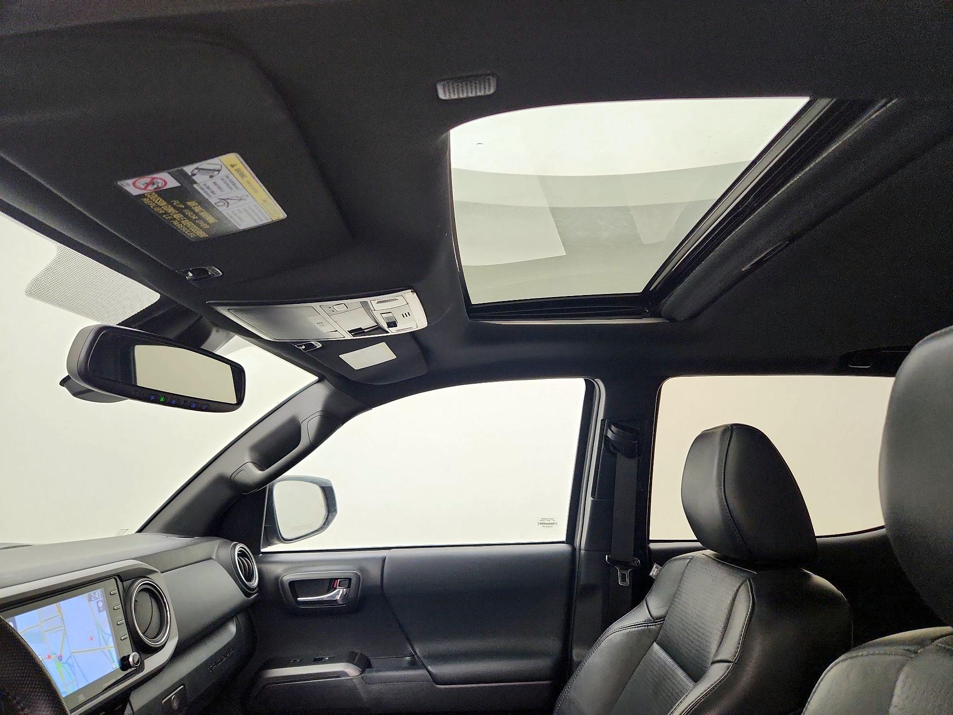 Thumbnail: 2022 Toyota Tacoma - 20